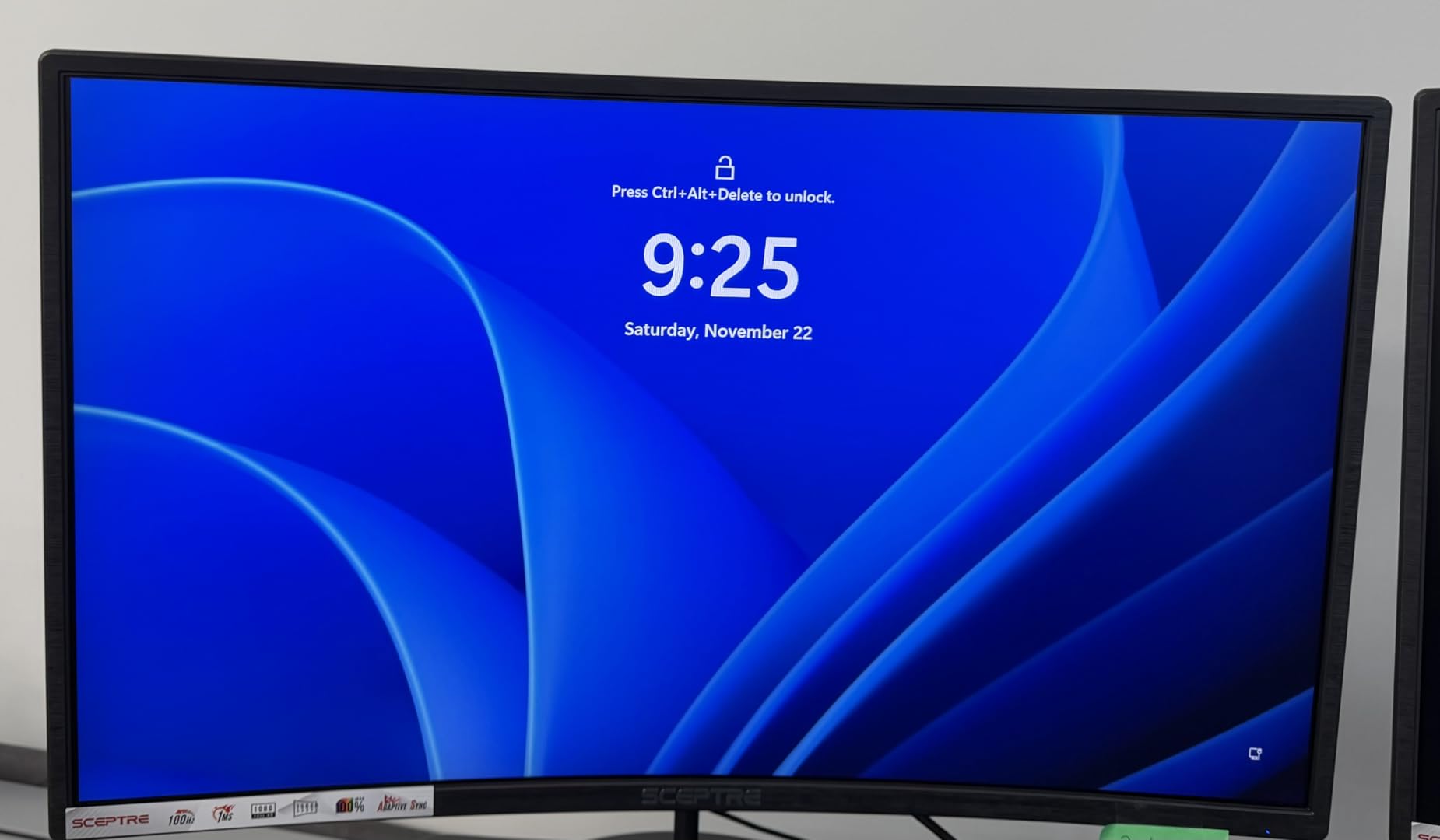 Sceptre Curved 27-inch Prime Monitor up to 100Hz 1080p, HDMI x2, VGA, 99% sRGB, Built-in Speakers, R1500, Machine Black 2025 (C275W-1920RN Series) customer photo 2