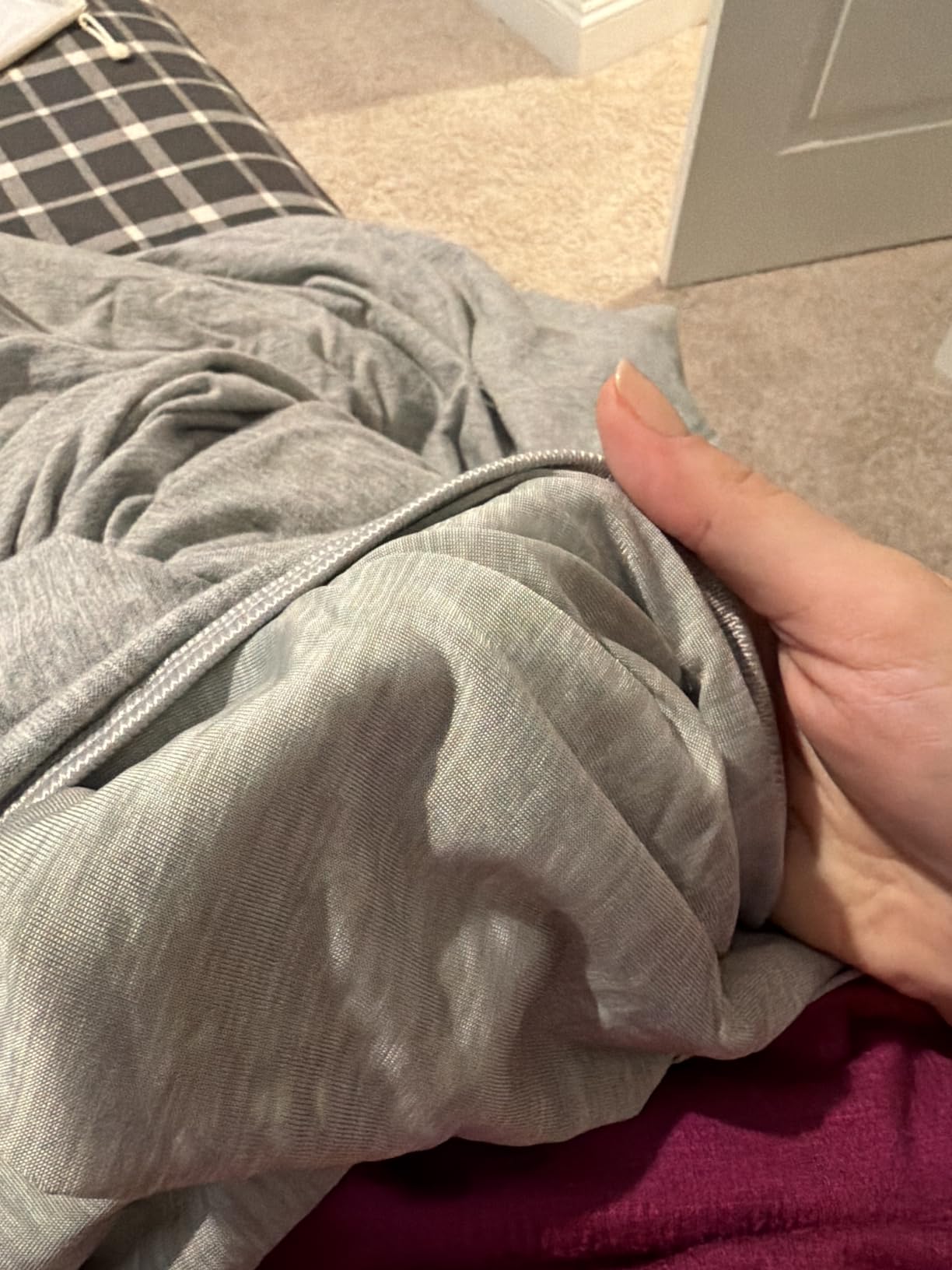 Elegear Arc-Chill 3.0 Cooling Blanket for Hot Sleepers, Twin Size, Grey customer photo 2