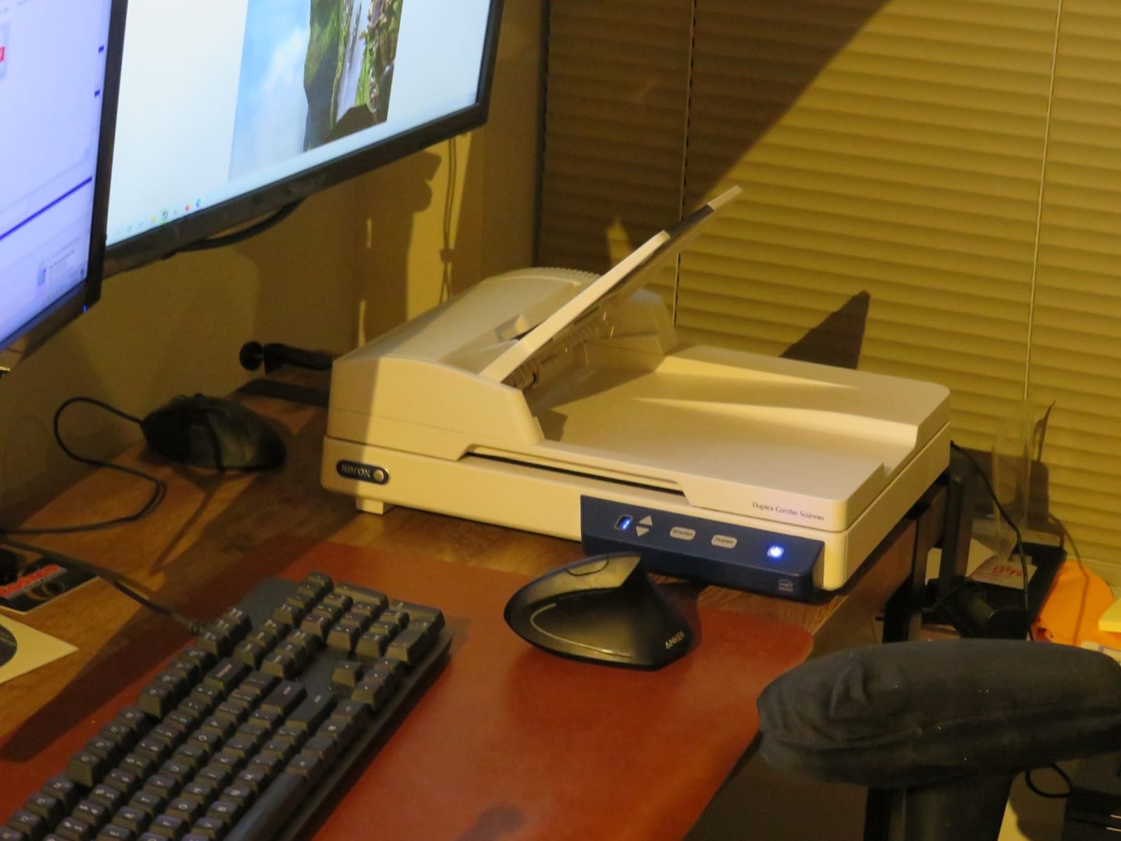 Visioneer Xerox Duplex Combo Flatbed Scanner with Automatic Document Feeder customer photo 2