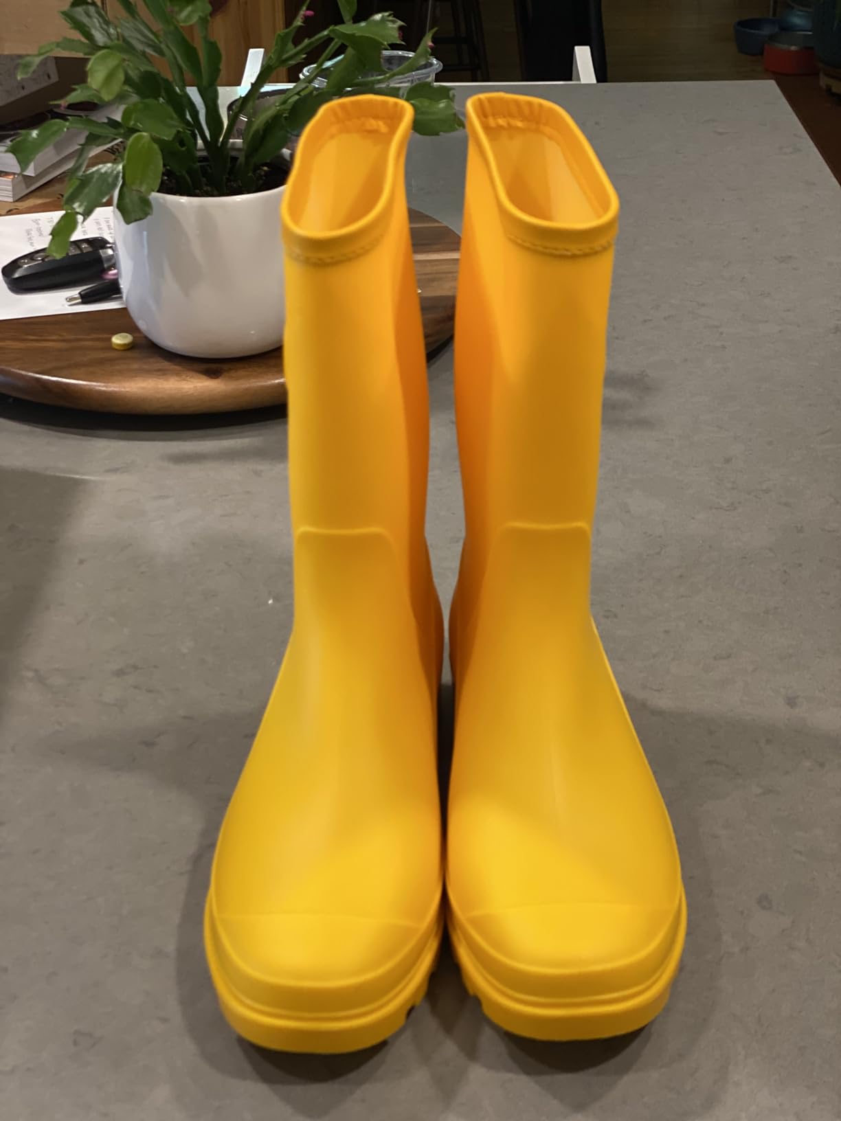 Evshine Women's Mid Calf Rain Boots Waterproof Garden Boots with Buckle customer photo 2