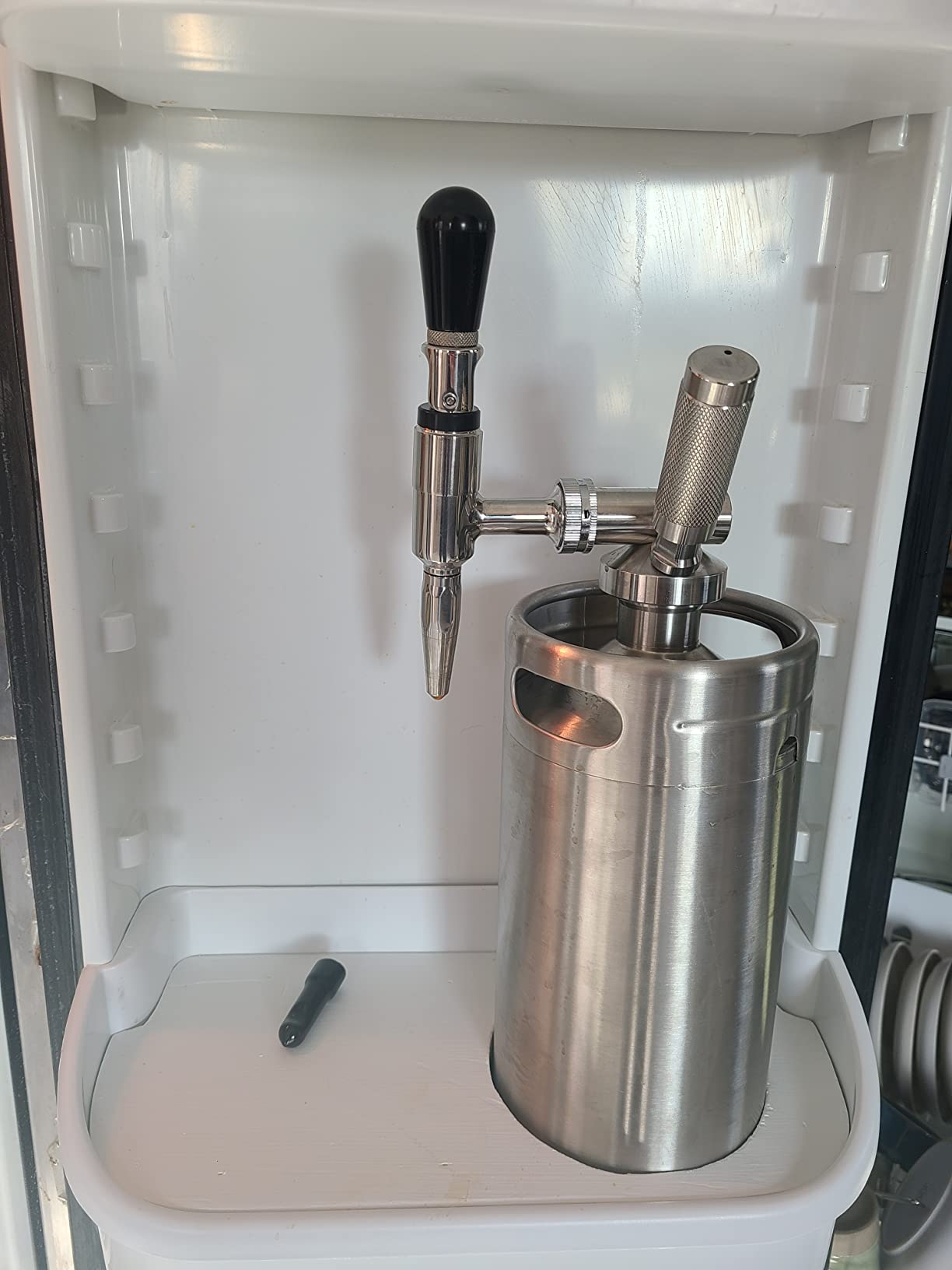The Original Royal Brew Nitro Cold Brew Coffee Maker - Gift for Coffee Lovers - 128 oz Extra Large Home Keg, Nitrogen Gas System Coffee Dispenser Kit customer photo 2