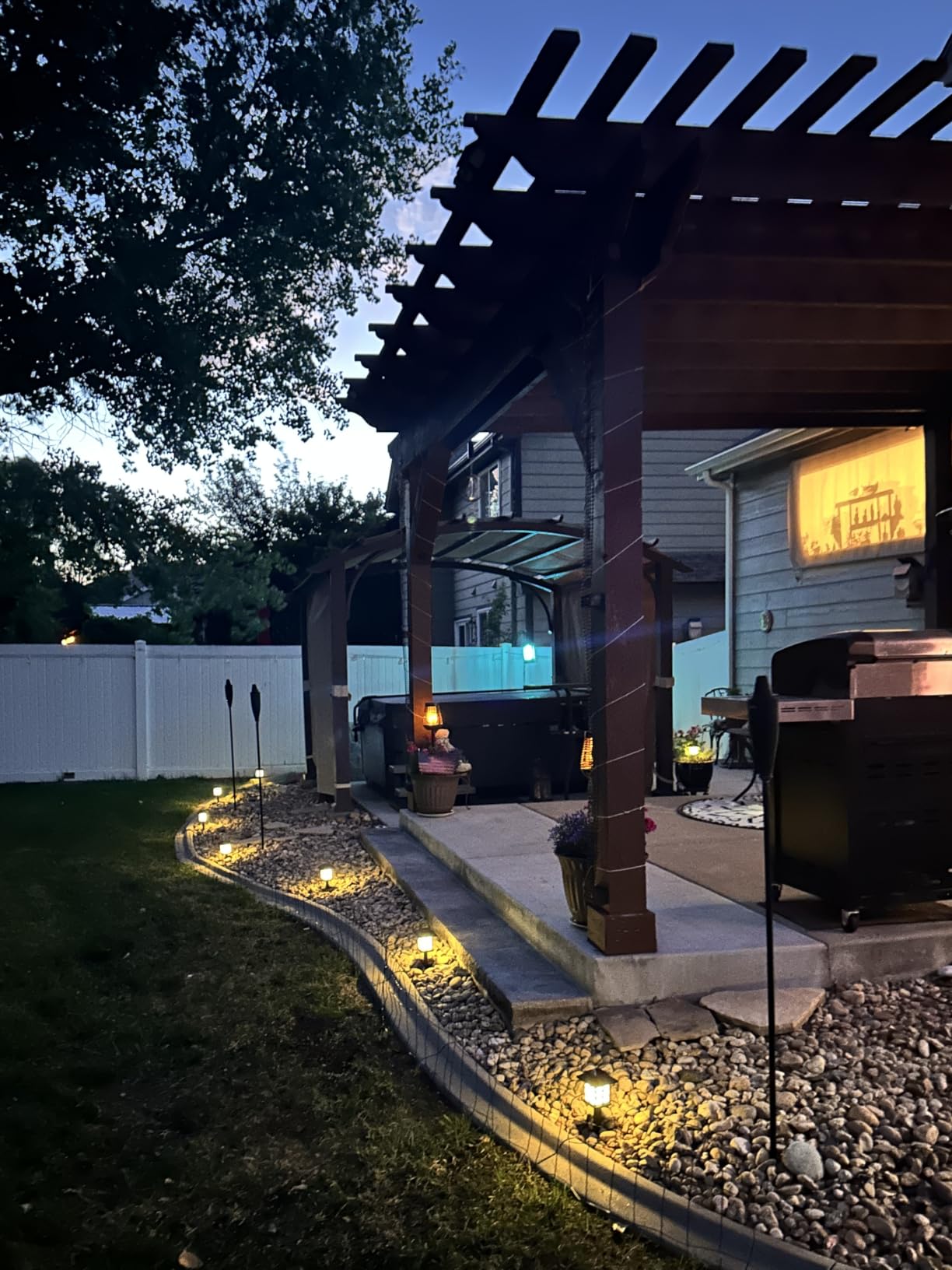 GIGALUMI Solar Lights Outdoor Waterproof 12 Pack, LED Garden Decor customer photo 1
