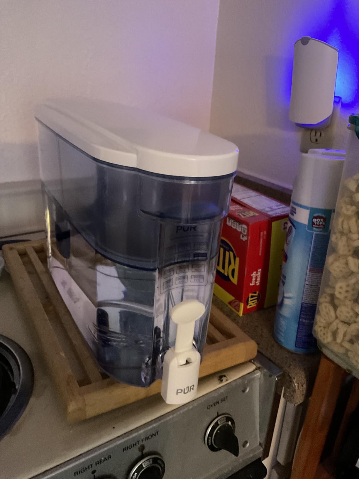 PUR 30-Cup Countertop Water Filter Dispenser for Fridge, White/Blue customer photo 1