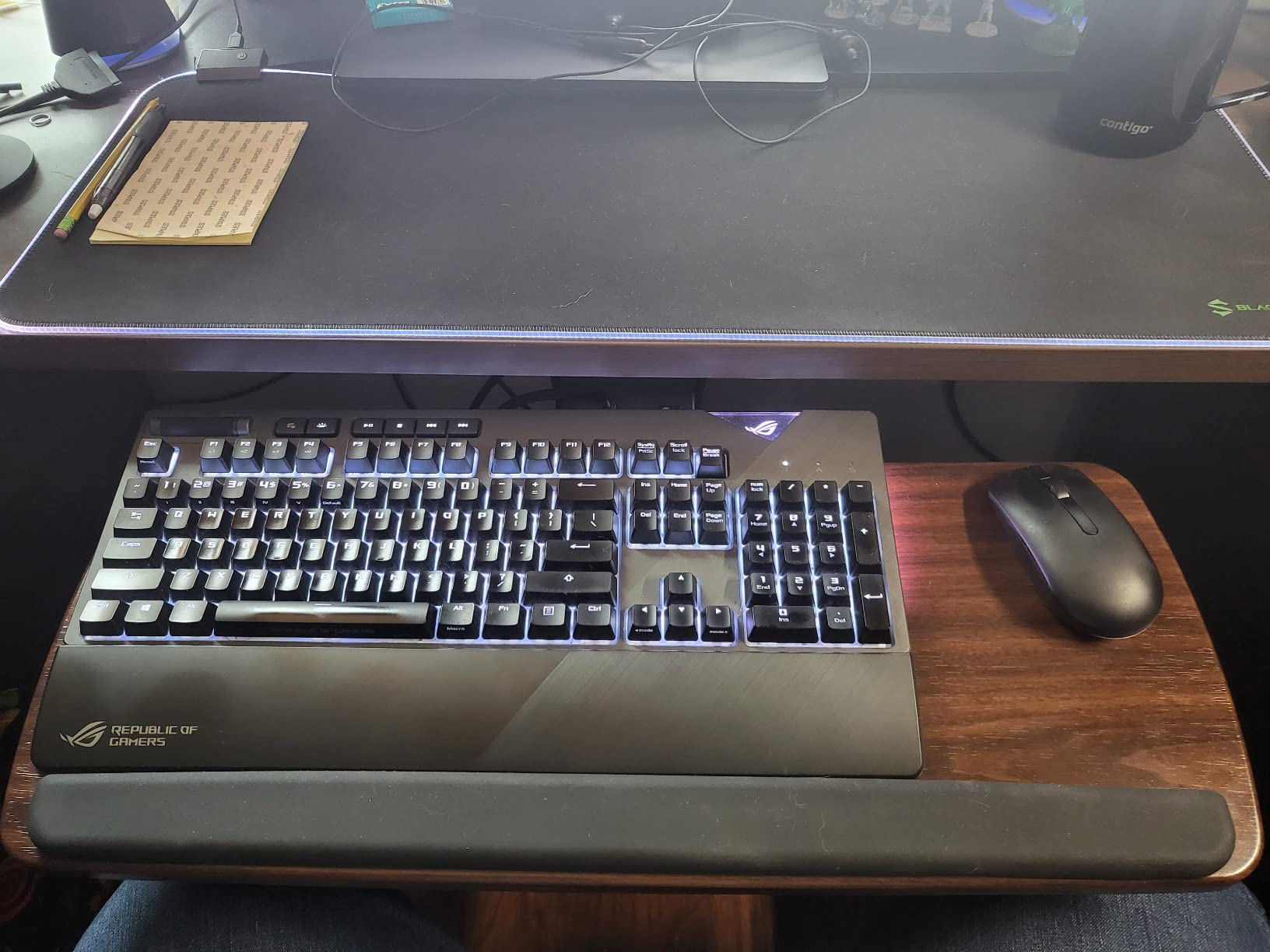 HUANUO Under Desk Keyboard Tray, 360 Degree Adjustable Mouse Platform | 25 x 9.84 inch tray, wrist rest, 6.3 inch height adjustment, slide-out design, tilt and swivel for typing comfort customer photo 2