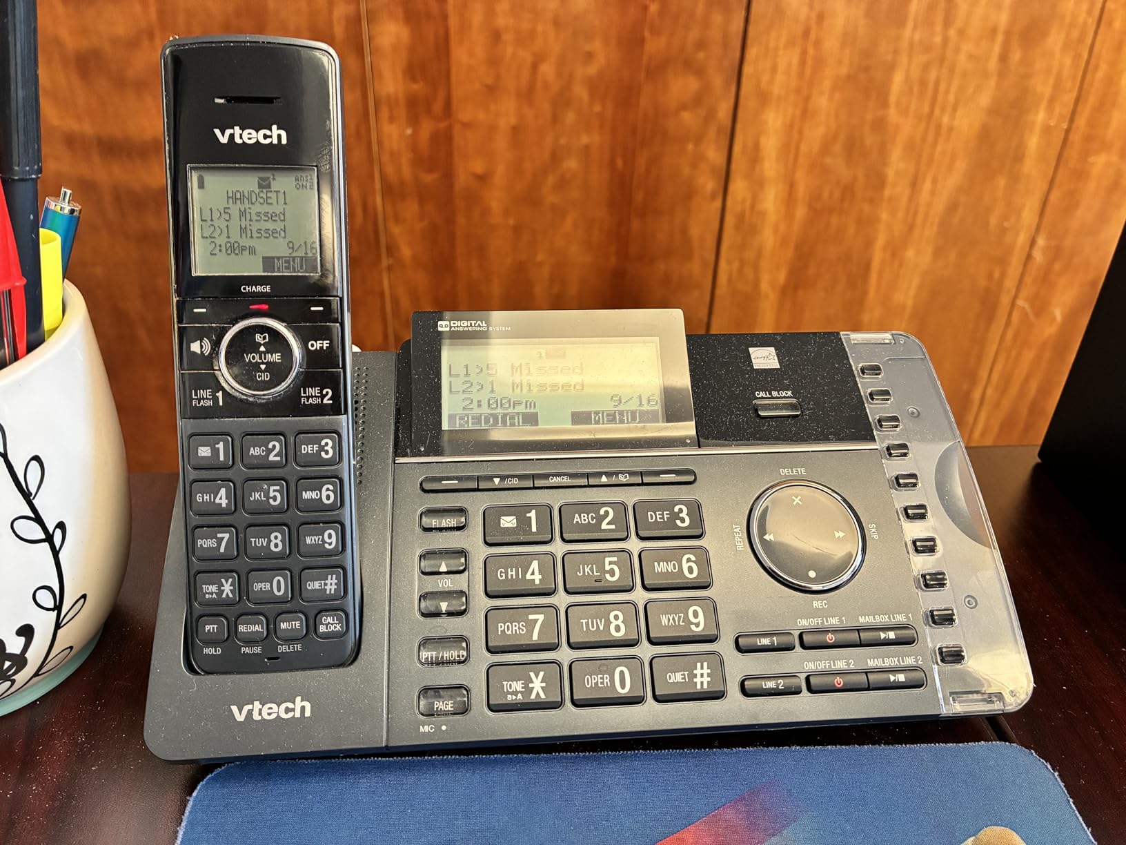 VTech DS6251-3 DECT 6.0 2-line Cordless Digital answering System customer photo 1