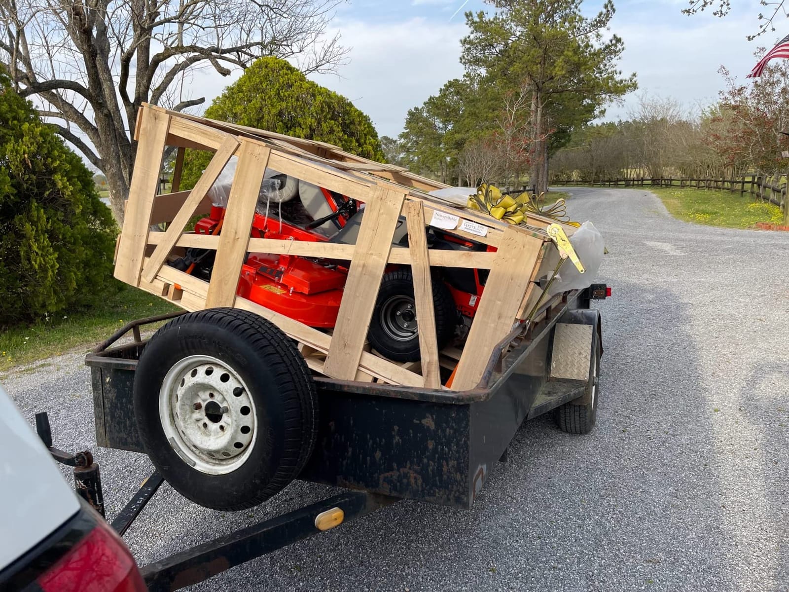 Ariens Ikon XD Zero Turn Radius Tractor, 23-HP FR691 Kawasaki Engine, 60-in. Deck - Quantity 1 customer photo 2