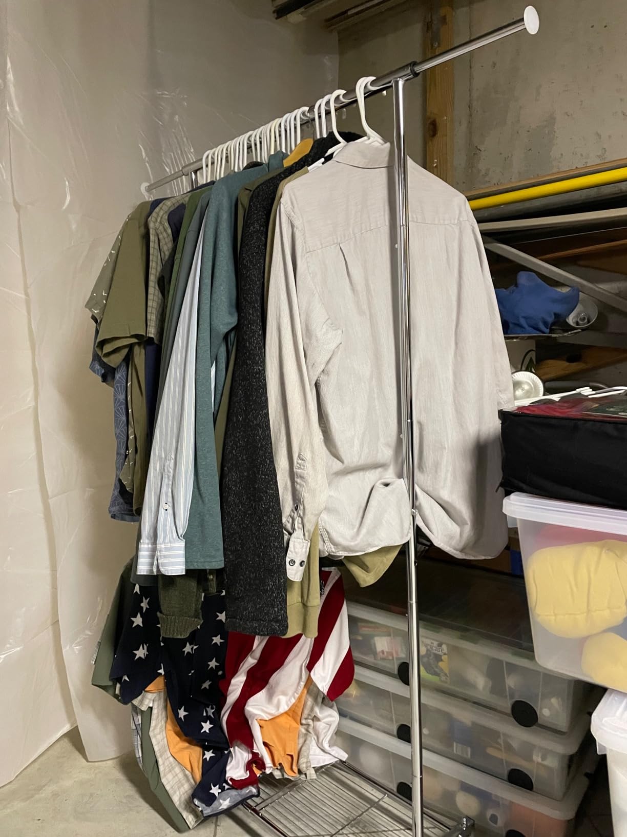 Simple Trending Clothing Garment Rack, Extendable Clothes Rack, Chrome customer photo 2