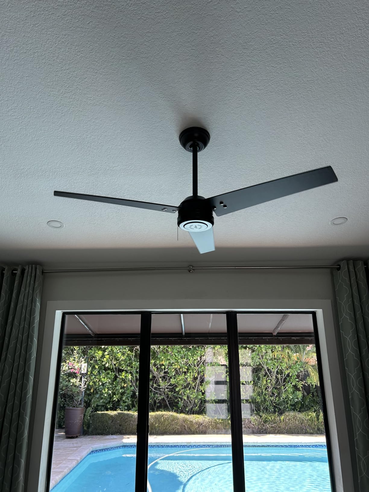 Hunter Cassius, Outdoor or Indoor, Ceiling Fan, 44 inch, Matte Black customer photo 2