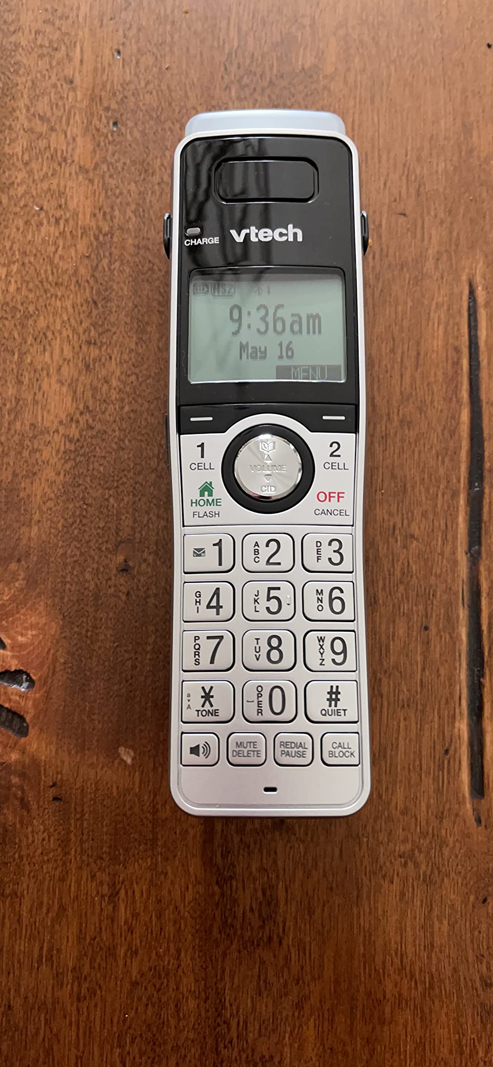 VTech IS8151-5 Super Long Range 5 Handset DECT 6.0 Cordless Phone for Home with Answering Machine, 2300 ft Range, Call Blocking, Bluetooth, Headset Jack, Power Backup, Intercom, Expandable to 12 HS customer photo 1