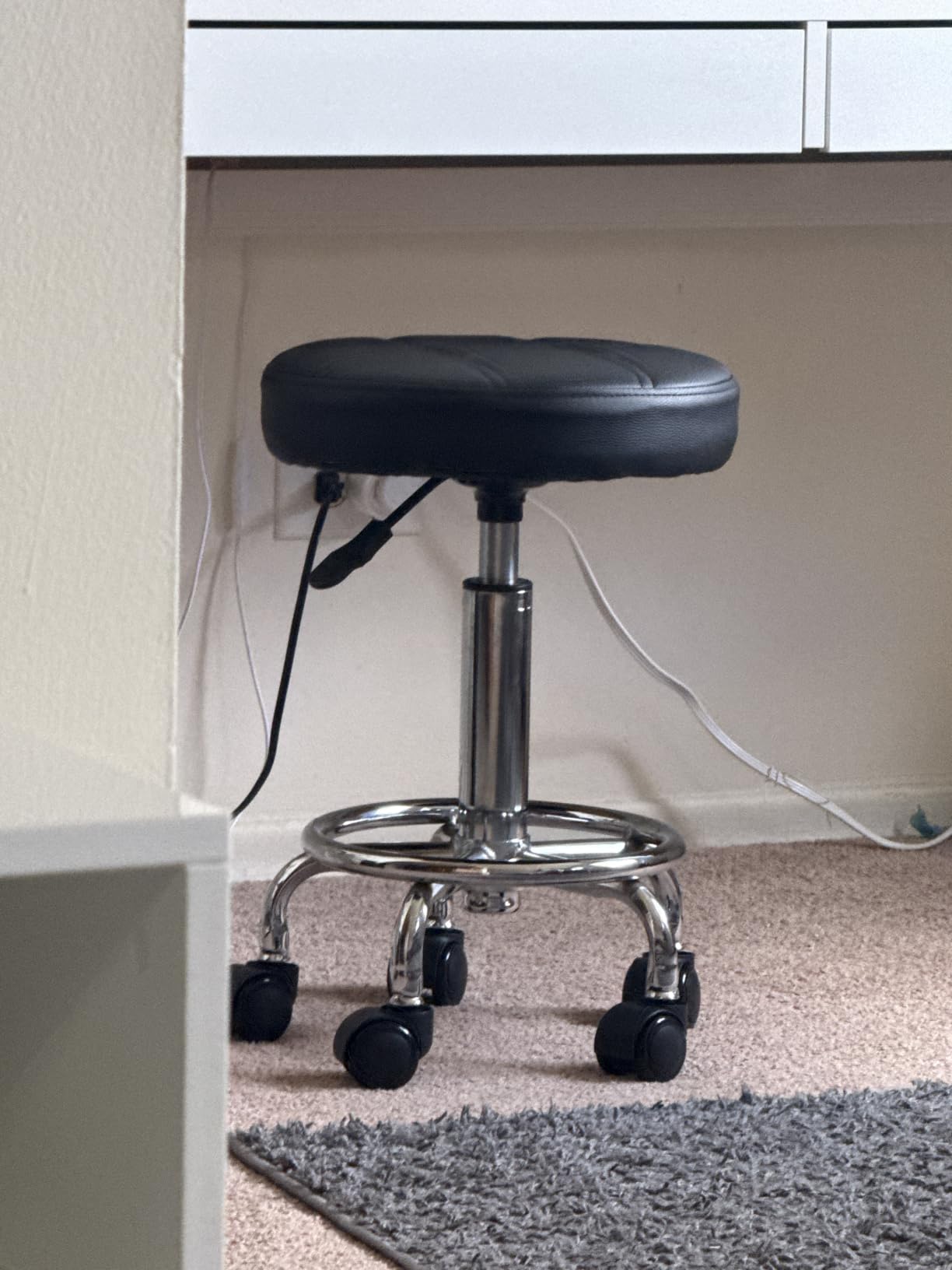KKTONER Round Rolling Stool Chair PU Leather Height Adjustable Swivel Drafting Work SPA Shop Medical Salon Stools with Wheels Office Chair Small (White) customer photo 1