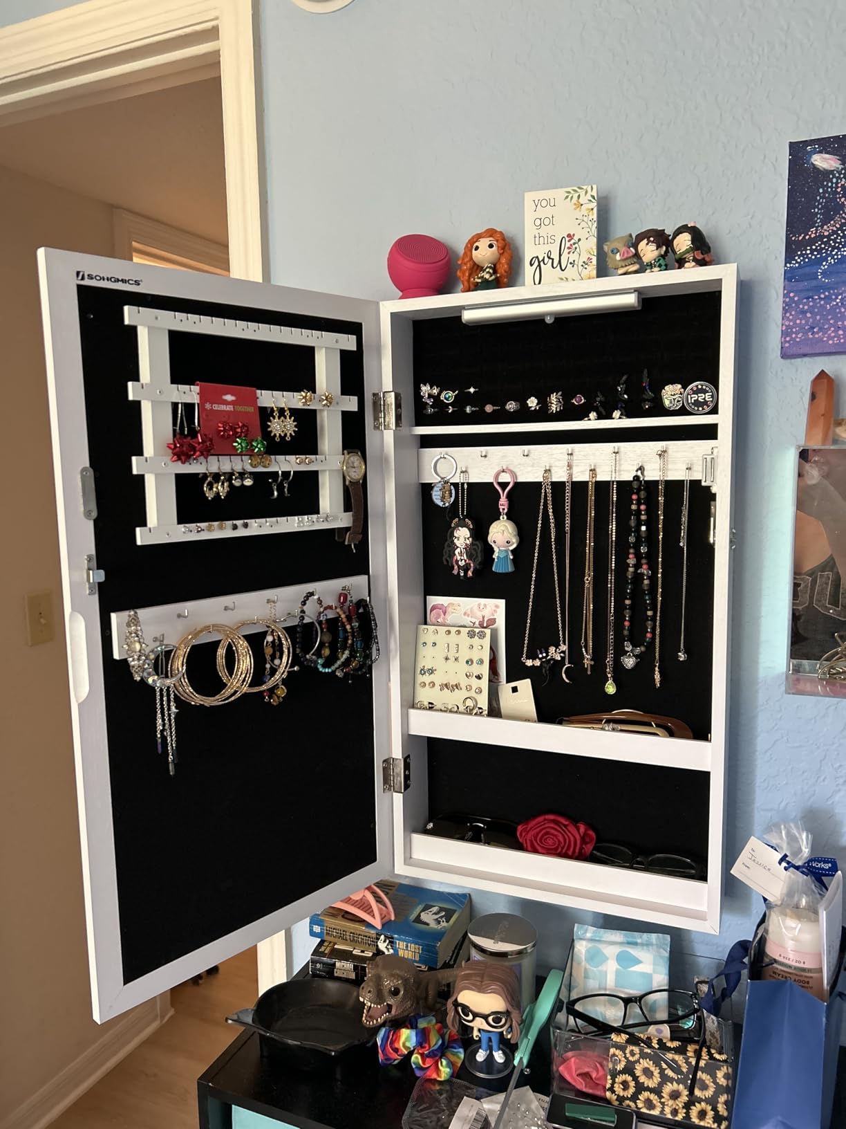 SONGMICS Lockable Jewelry Cabinet Armoire with Mirror, Wall-Mounted customer photo 1