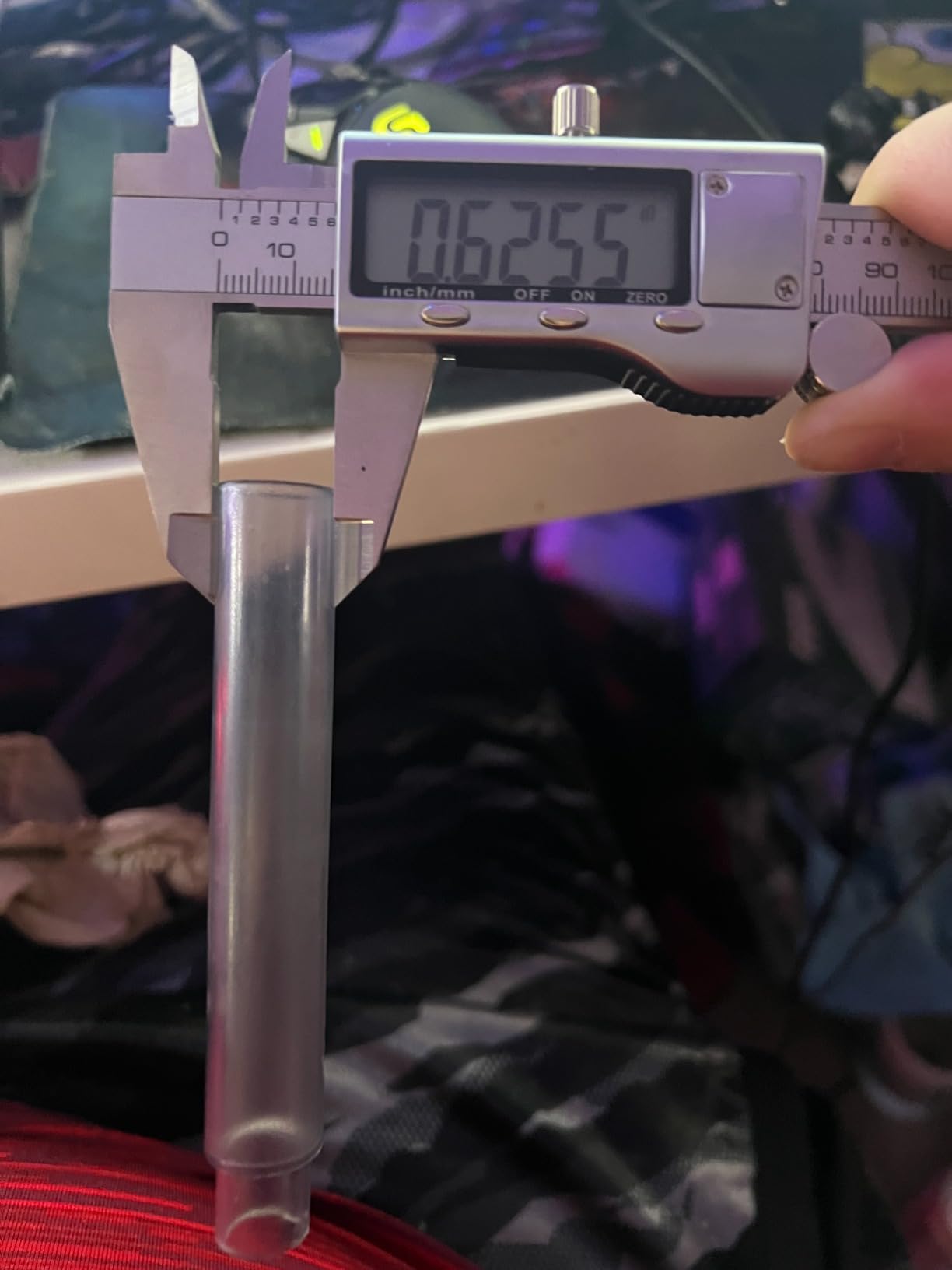 Digital Caliper, Caliper Measuring Tool with Stainless Steel, Electronic Micrometer Caliper with Large LCD Screen, Auto-Off Feature, Inch and Millimeter Conversion (6 Inch/150 mm) customer photo 1