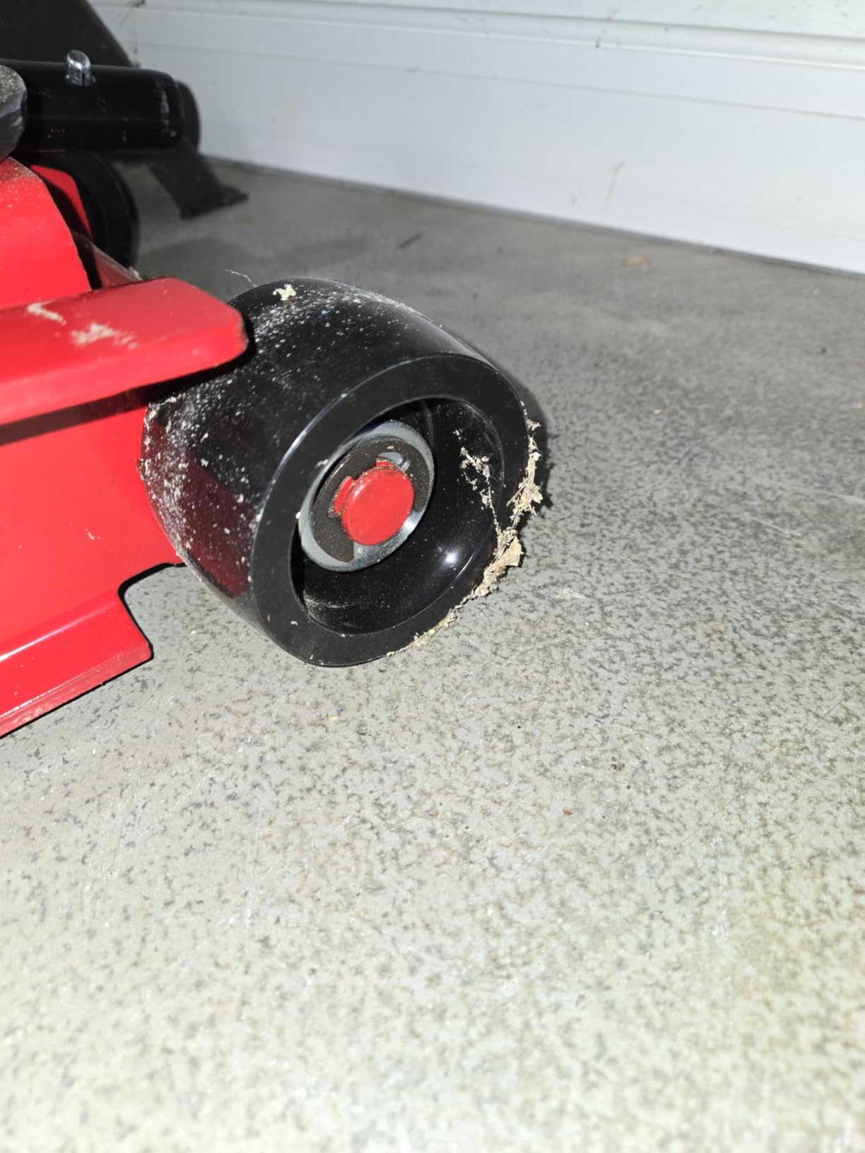 Big RED 4 Ton (8,000 lb) Hydraulic Low Profile Service Floor Jack customer photo 2