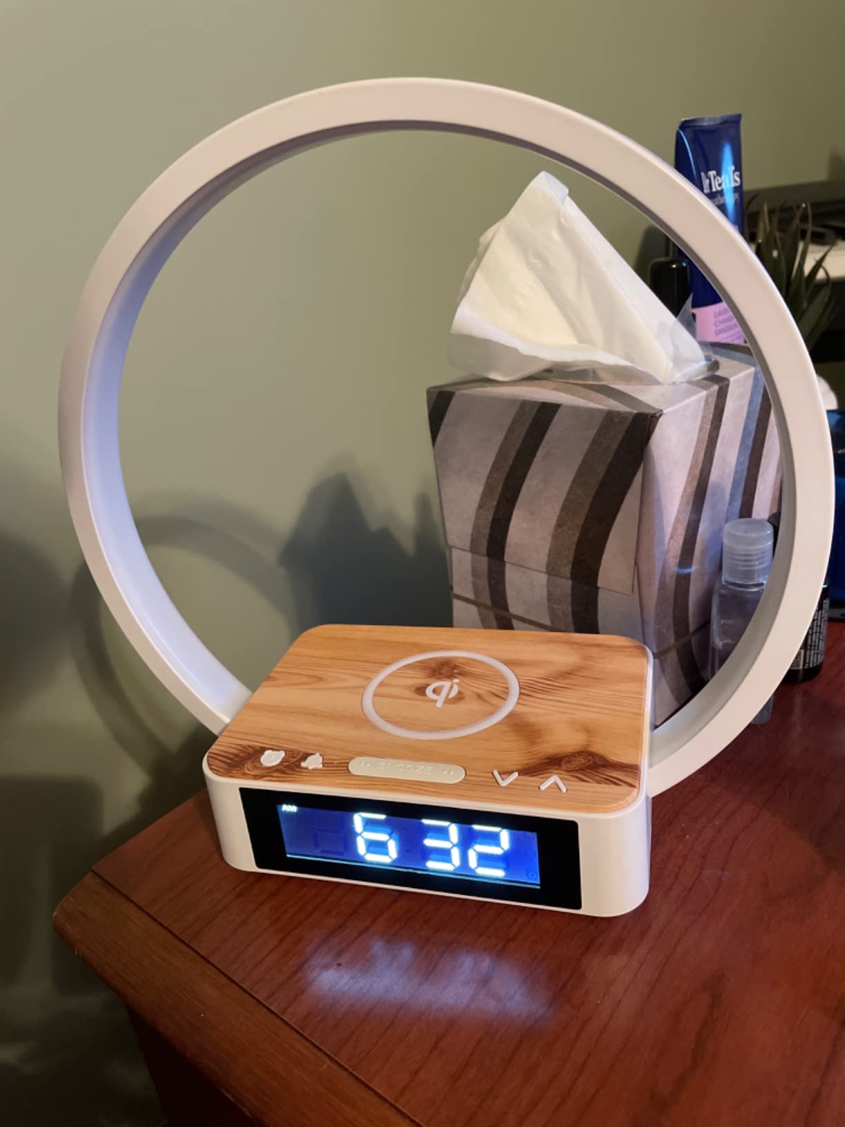 WILIT Bedside Lamp with Alarm Clock, Sunrise Wake-up Light, Wood Grain customer photo 2