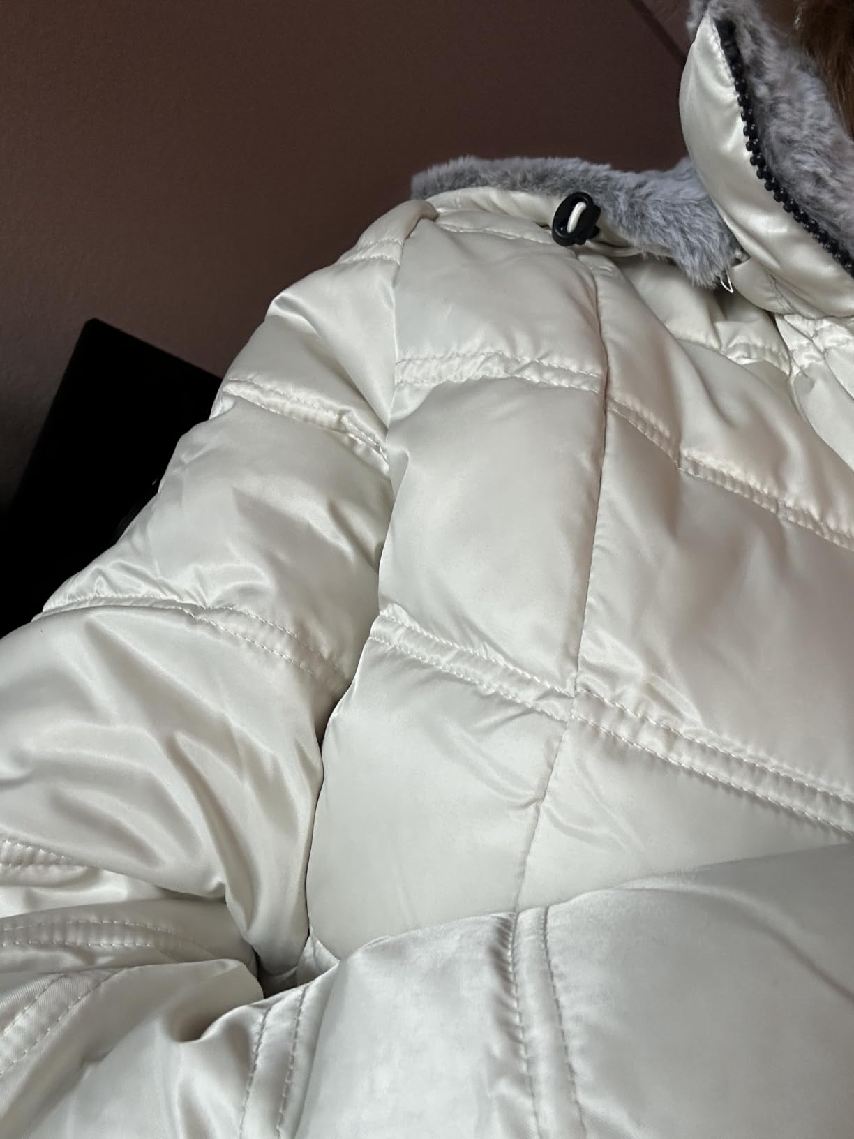 SLOW DOWN Women's Down Puffer Jacket, Hooded Winter Coat customer photo 1