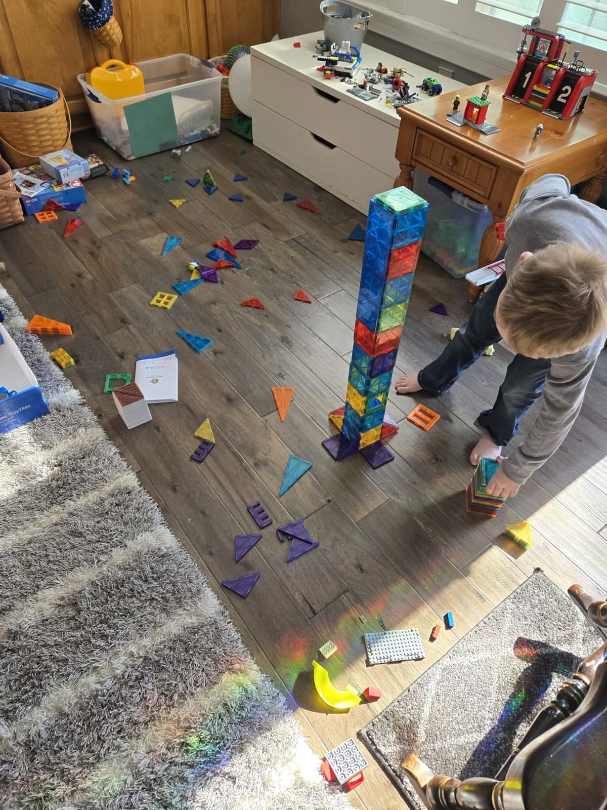 SUNNY AUNTIE Magnetic Tiles STEM Toys Building Set, Ages 3+ - 125 Pieces customer photo 1