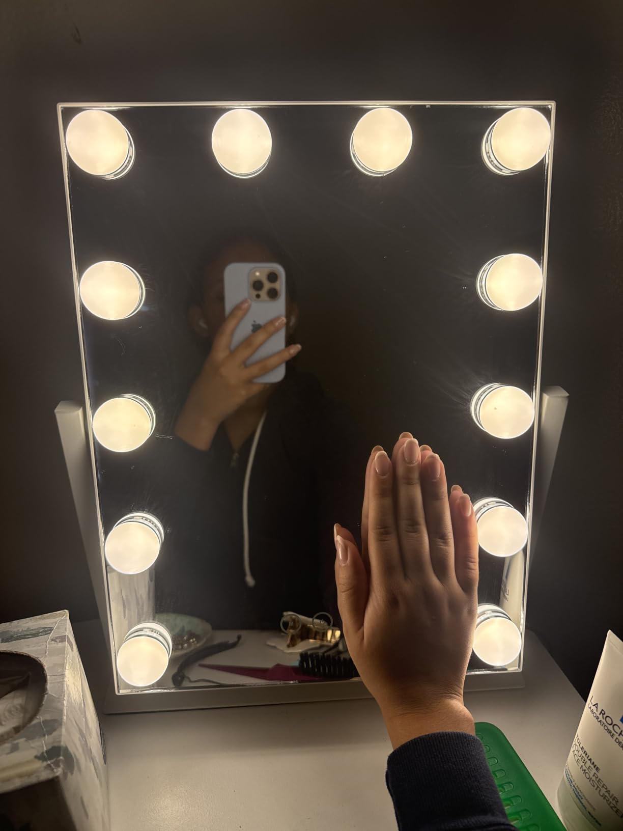 Vanity Mirror with Lights, Makeup Mirror with Lights, 3 Color Lighting Modes Detachable 10X Magnification Mirror Touch Control, 360°Rotation, White customer photo 1