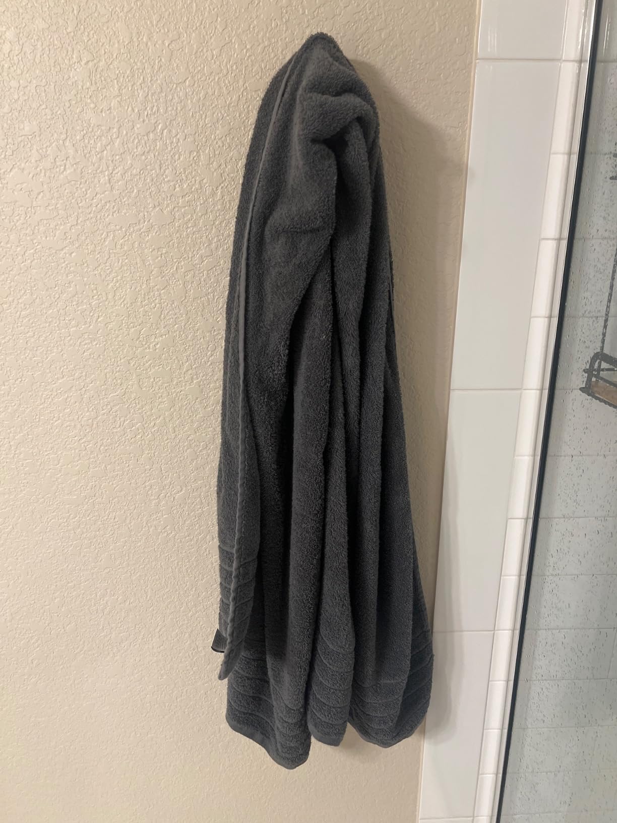 Tens Towels 2 Piece Extra Large Bath Sheets 35 x 70 Inches, Dark Grey customer photo 2