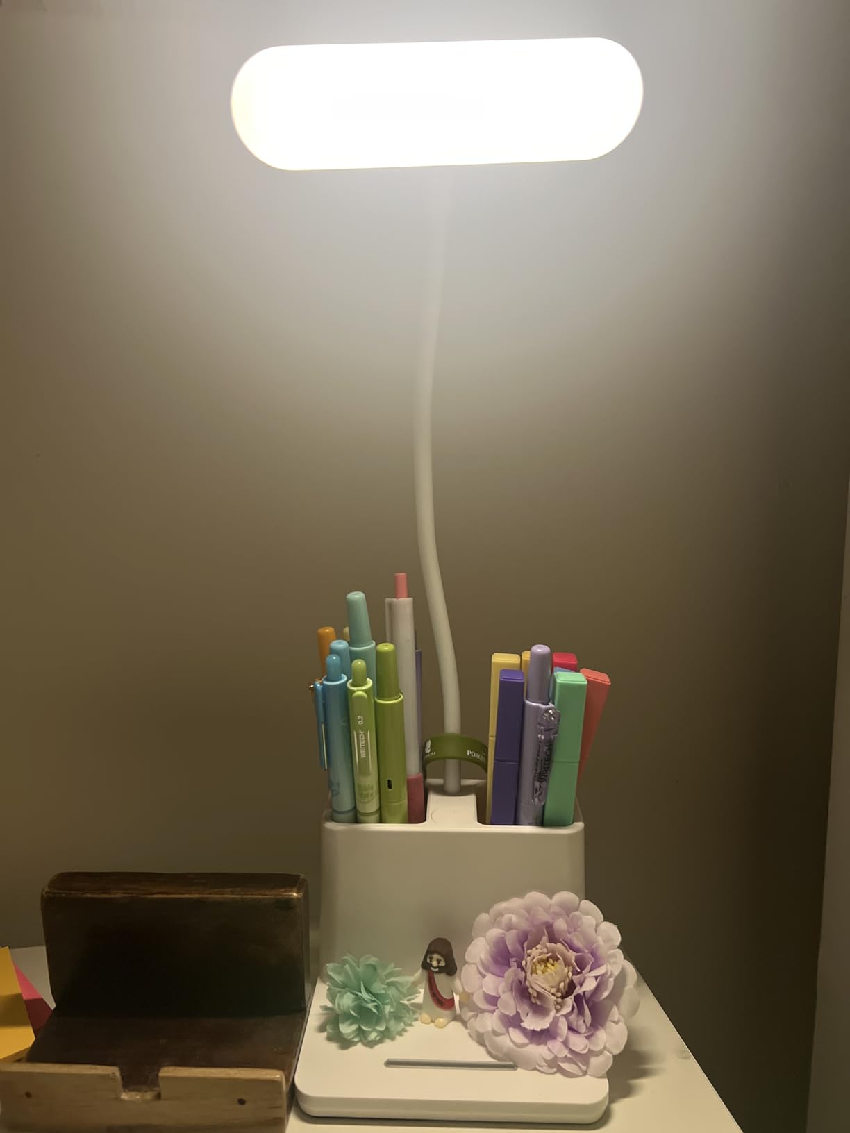 AXX Small Desk Lamp, Rechargeable Cute Table Light for Kids Teens | for College Dorm Room, Home Office, Bedroom, White, LED, Pen Holder, Mini, Gooseneck, Computer Task, Desktop Study customer photo 1