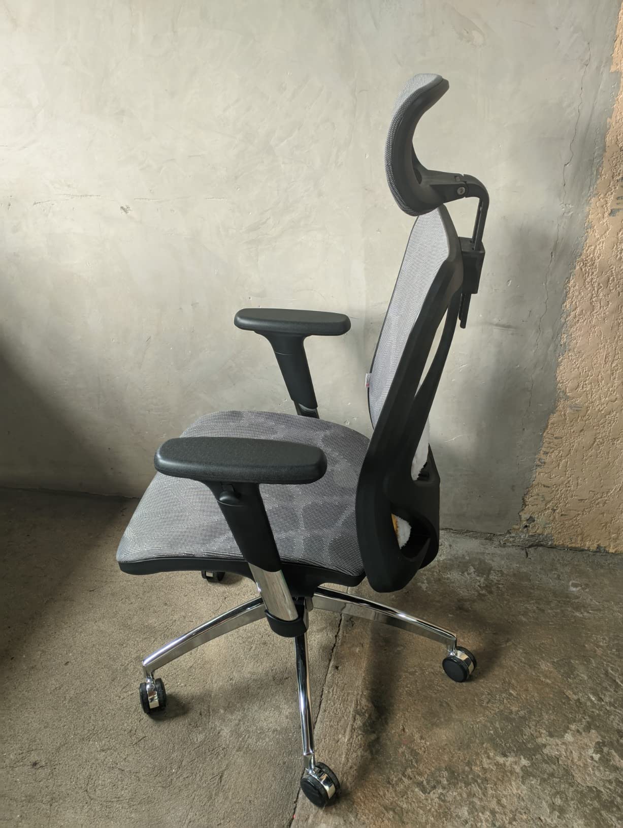 SIHOO M57 Ergonomic Office Chair, Mesh Back Desk Chair with 3D Armrests customer photo 2