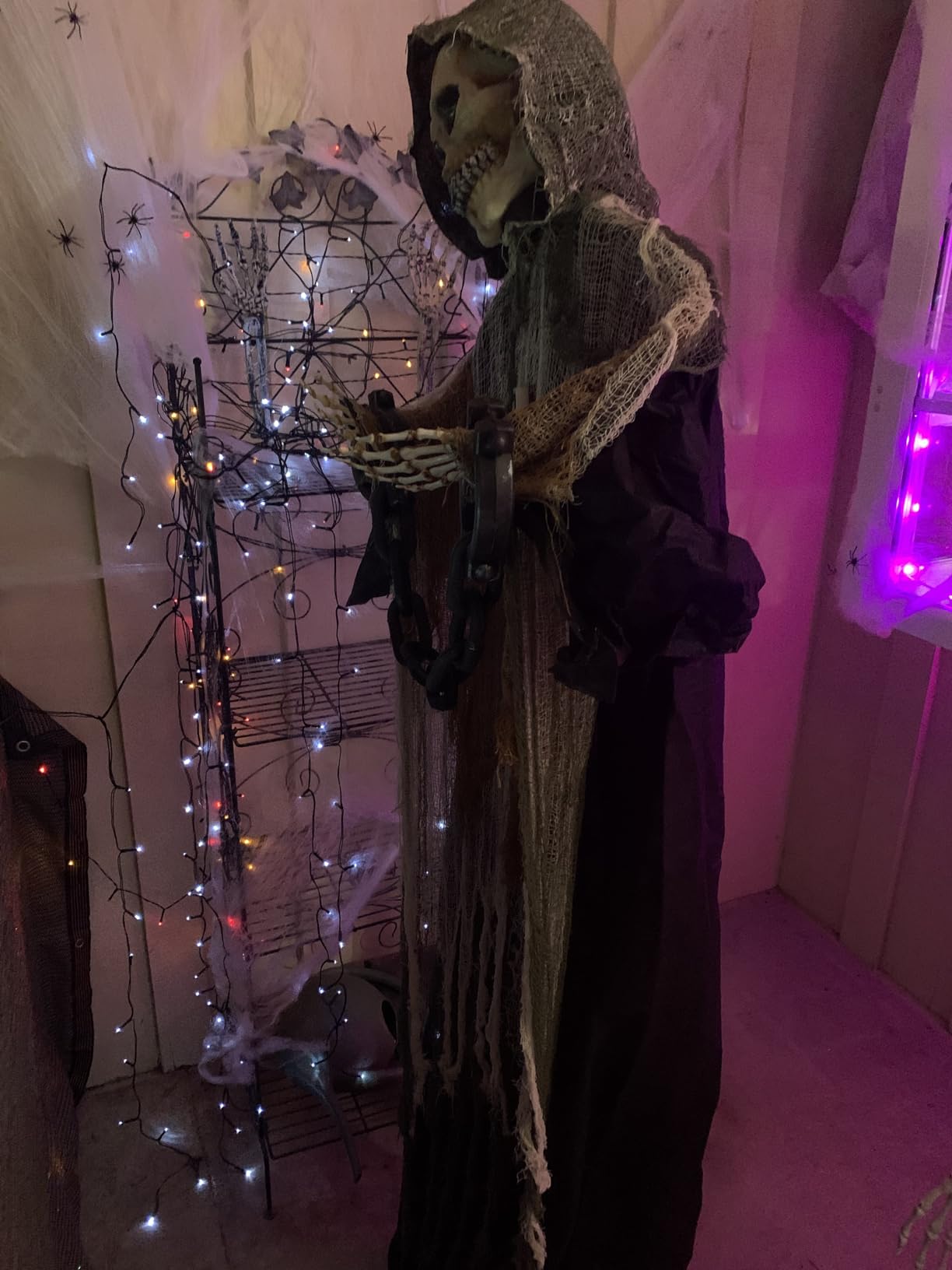 JOYIN Halloween Decorations Outdoor Life Size Animatronics Grim Reaper with Chain, Sound-Actived Party Decor with Creepy Sound, Scary Haunted House Props for Garden Yard Lawn customer photo 1