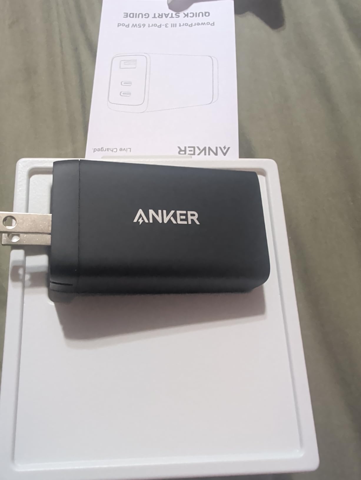Anker Charger, 65W 3-Port Fast Compact Foldable USB C Charger Block for MacBook Pro/Air, iPad Pro, Galaxy S20, Dell XPS 13, Note 20/10+, iPhone 17 Series, Steam Deck, and More customer photo 2