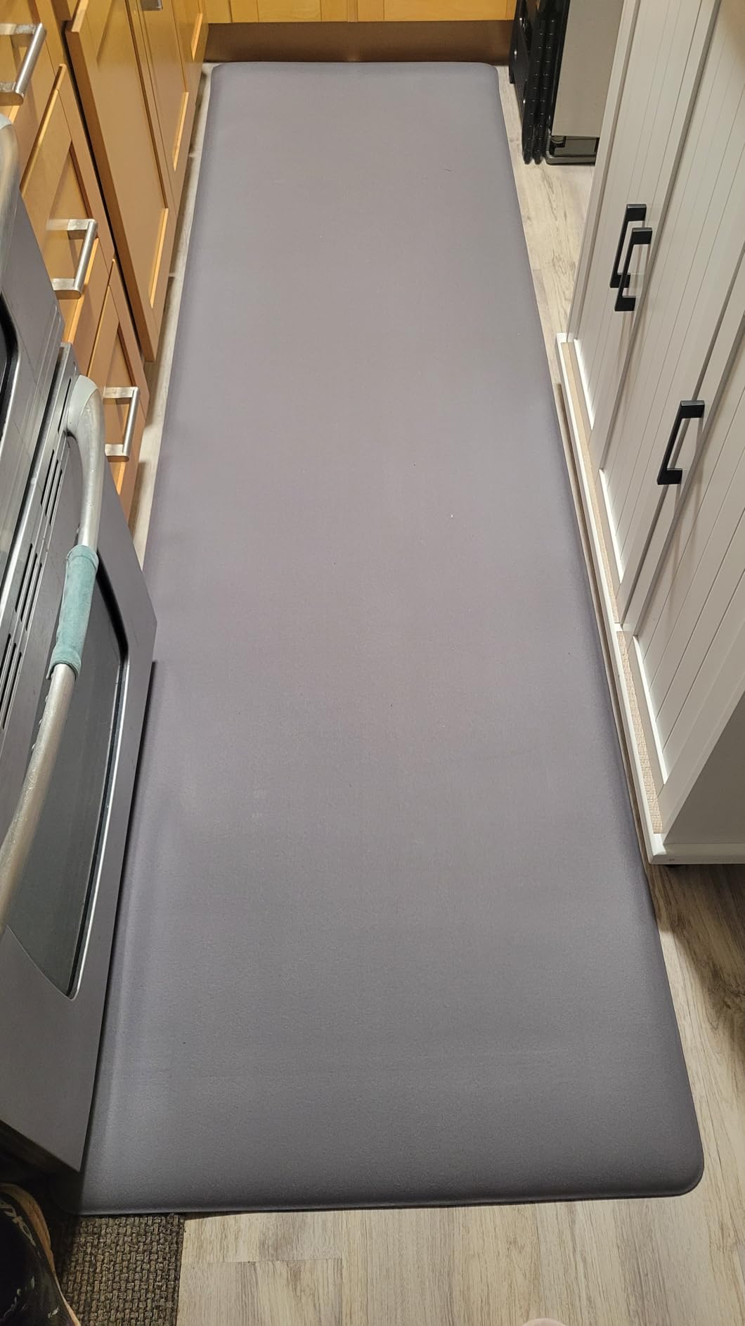 Kitchen Mat Cushioned Anti Fatigue Rug Standing and Comfort Floor Mats | Water-Resistant, Non-Slip, Easy to Clean Comfort Floor Mat for Kitchen, Sink & Office, Multiple Colors & Sizes, 17.3