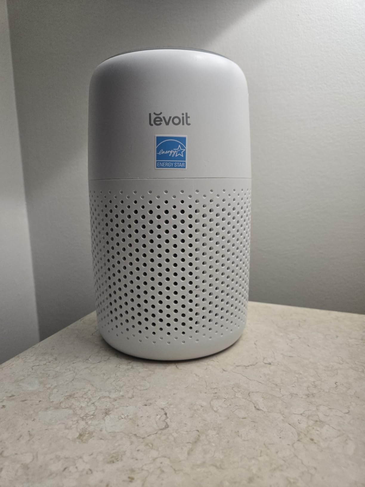 Levoit Air Purifiers for Bedroom Home Pets Dorm Room, Small Air Purifiers | Filter Cleaner with Fragrance Sponge, Filters Smoke, Allergens, Pet Dander, Odor, Dust, Office, Desktop, Core Mini-P, White customer photo 2