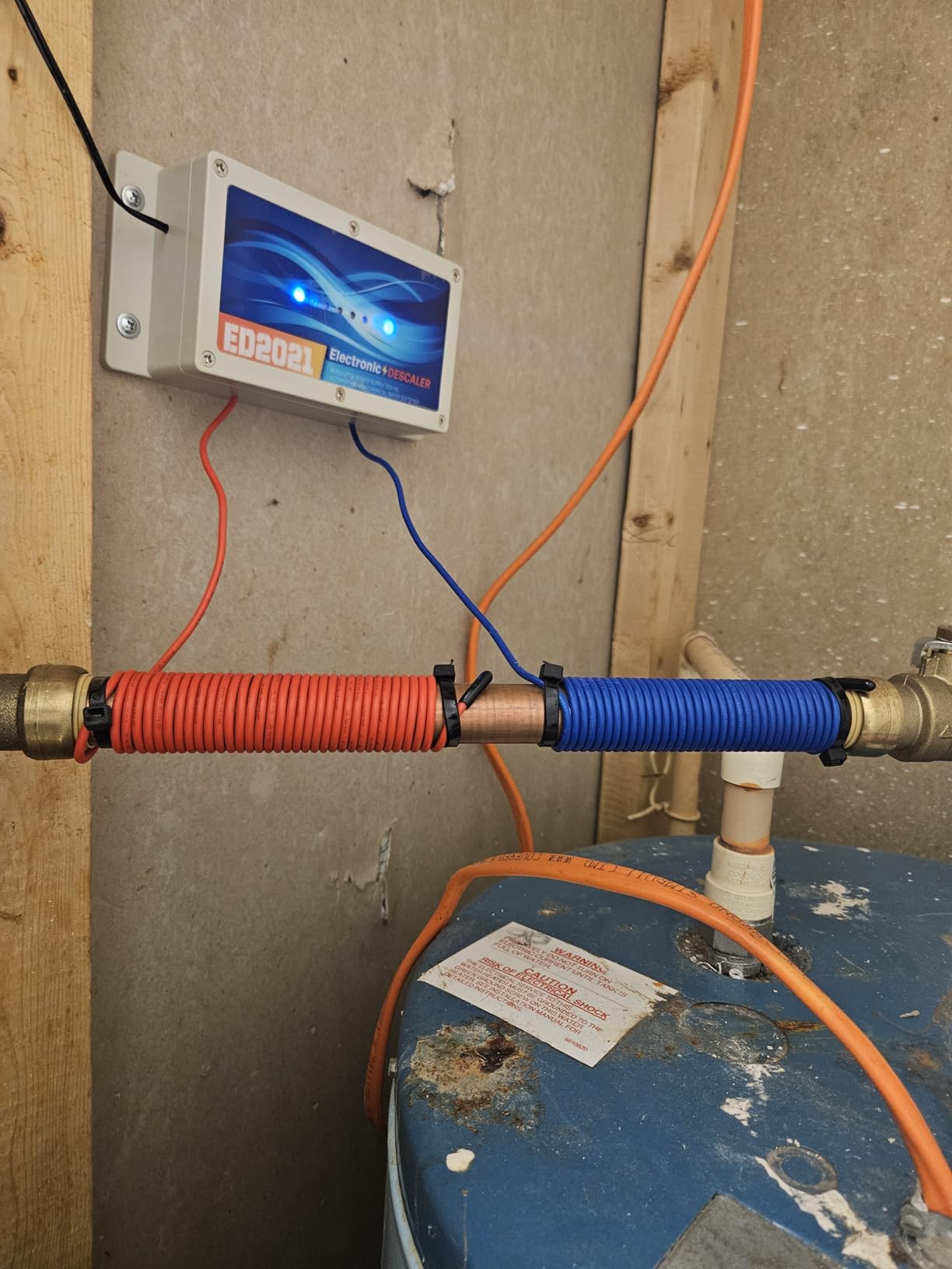 Electronic Water Descaler System, Reduces Limescale, Rust, and Minerals, No Chemicals, Easy Installation customer photo 1