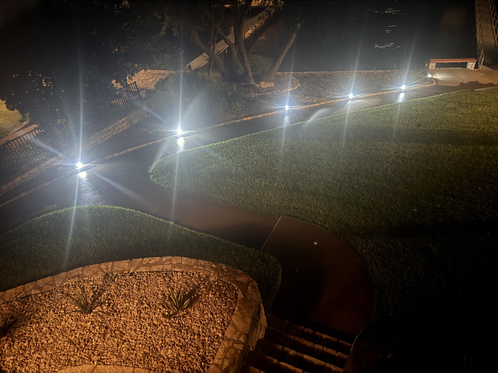 WELALO Solar Light Outdoor, IP68 Waterproof, 65 LED, Cool White, 6 Pack customer photo 1