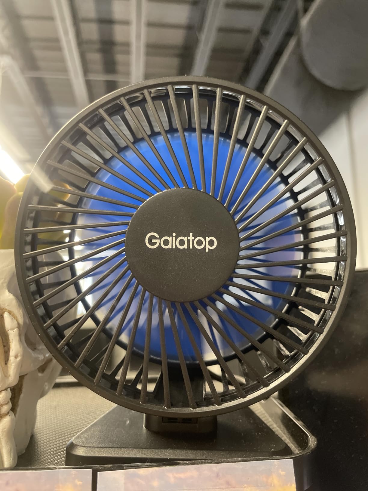 Gaiatop USB Desk Fan, Personal Portable Quiet Small Table Desktop fan customer photo 2
