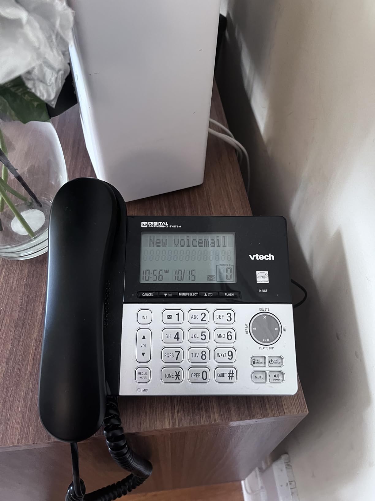 VTech VG208 DECT 6.0 Corded/Cordless Phone with Answering Machine, Call Blocking, Caller ID, Large Backlit Display, Full-Duplex Speakerphone - Silver/Black customer photo 1