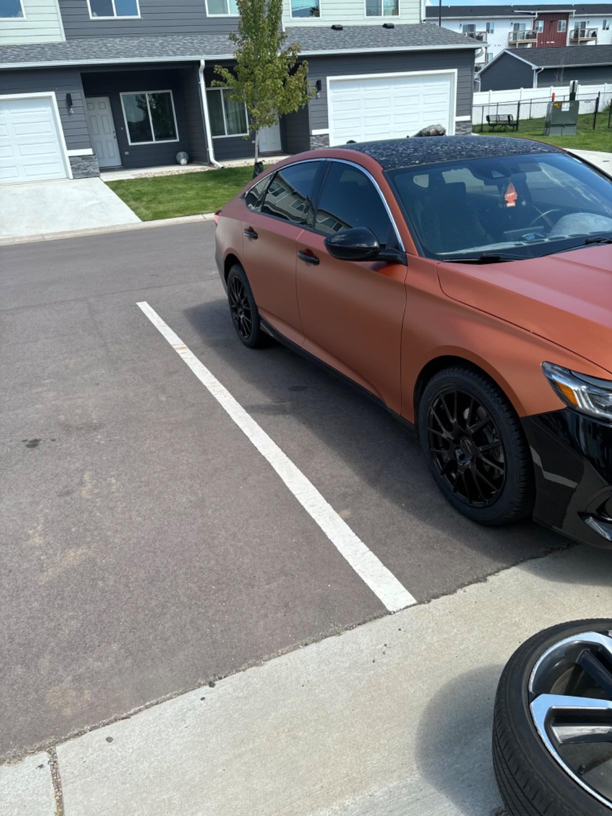 Vision 18 HELLION Custom Wheel - 18x8, 40 Offset, 5x114.3 Bolt Pattern, 73.1mm Hub - Gloss Black Rim customer photo 1