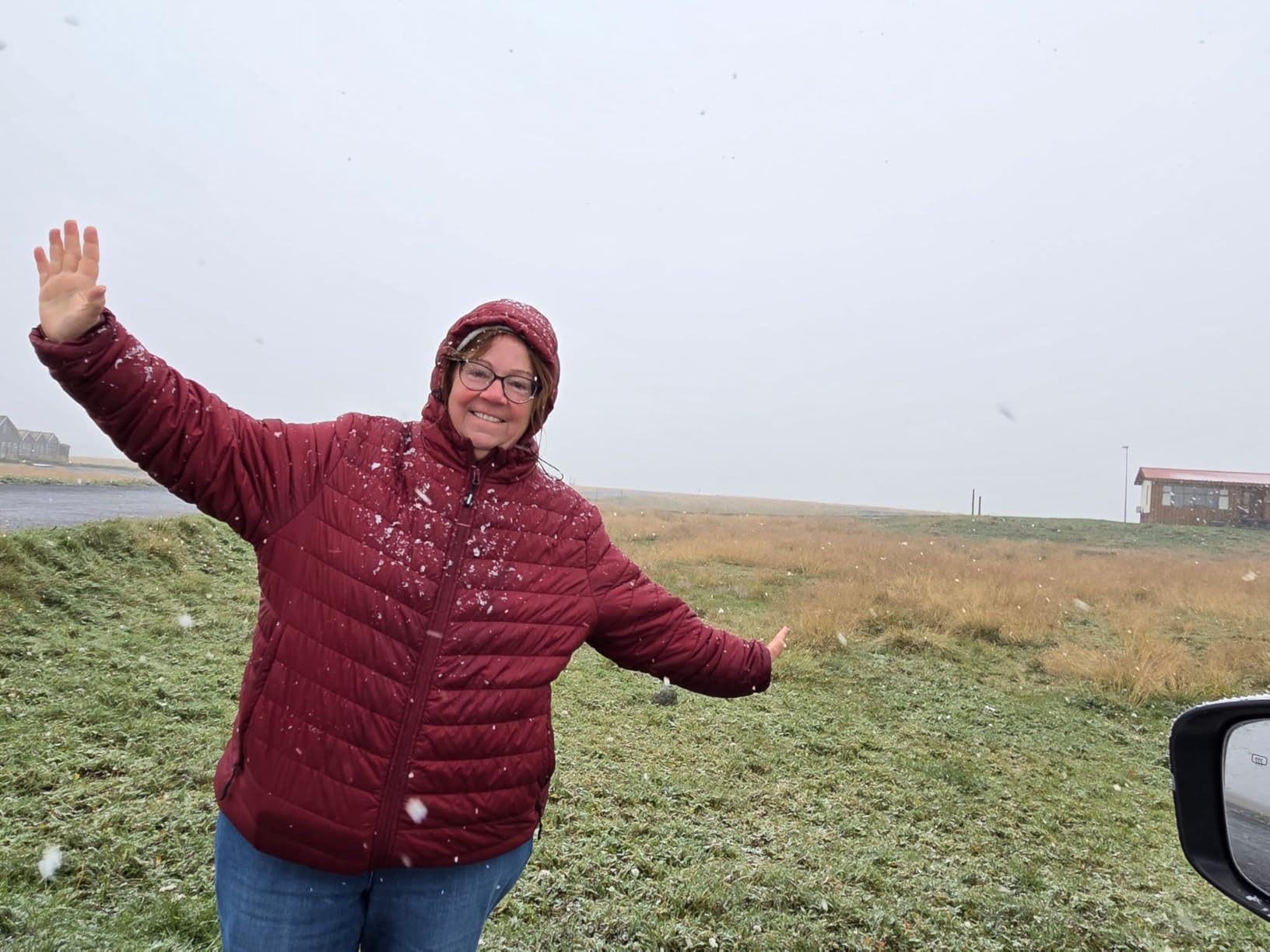 Outdoor Ventures Women's Packable Lightweight Full-Zip Puffer Jacket with Hood Quilted Winter Coat customer photo 2