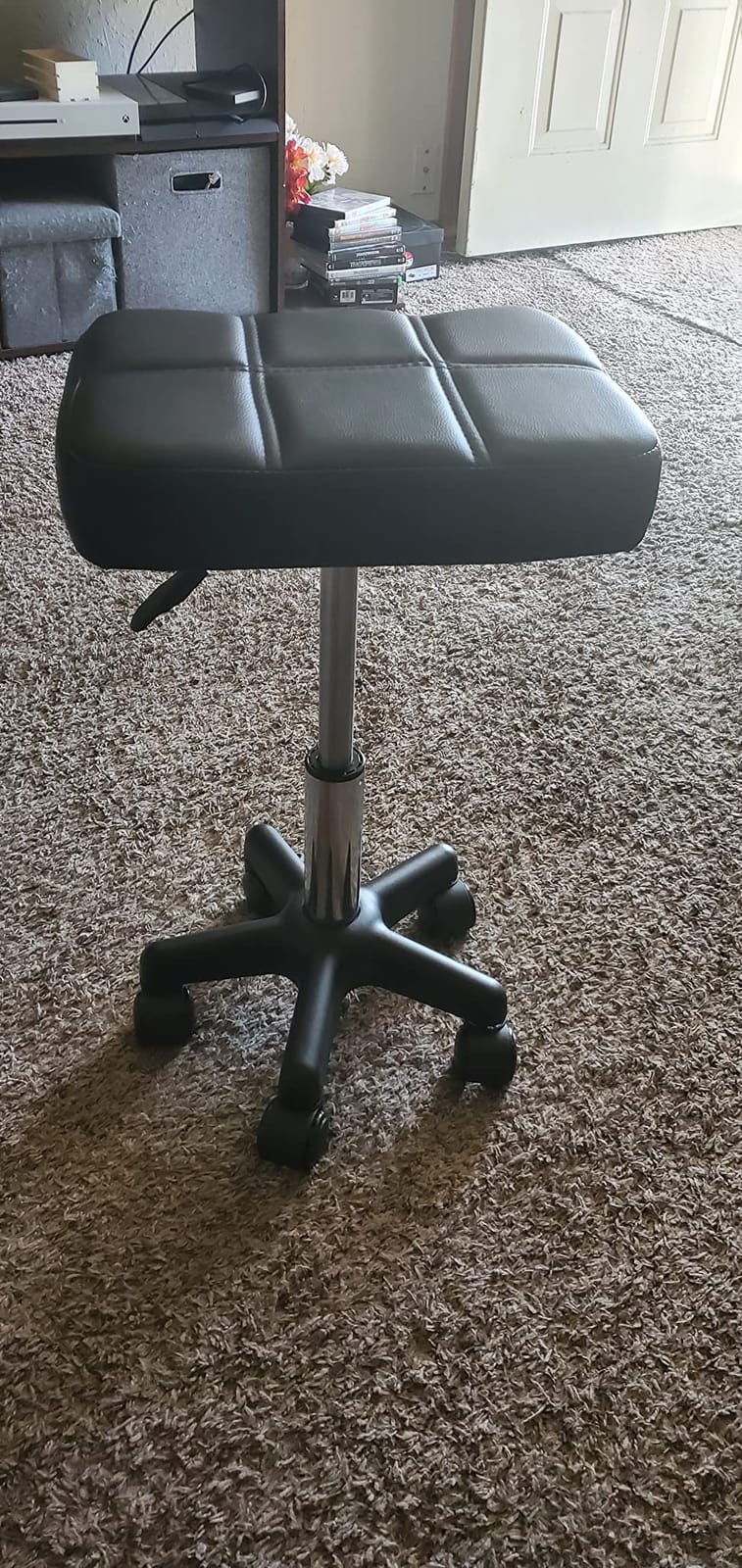 FURWOO Rectangle Rolling Stool with Wheels Height Adjustable Swivel Stool Chair for Spa Salon Massage Black customer photo 2