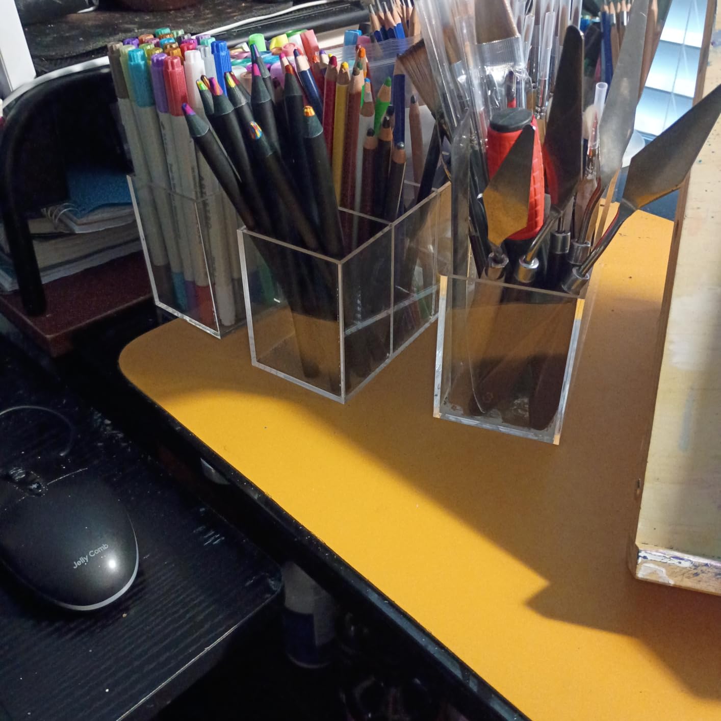 HSYMQ Acrylic Pen Holder 4 Compartments Clear Pencil Holder Organizer Makeup Brush Holder customer photo 2