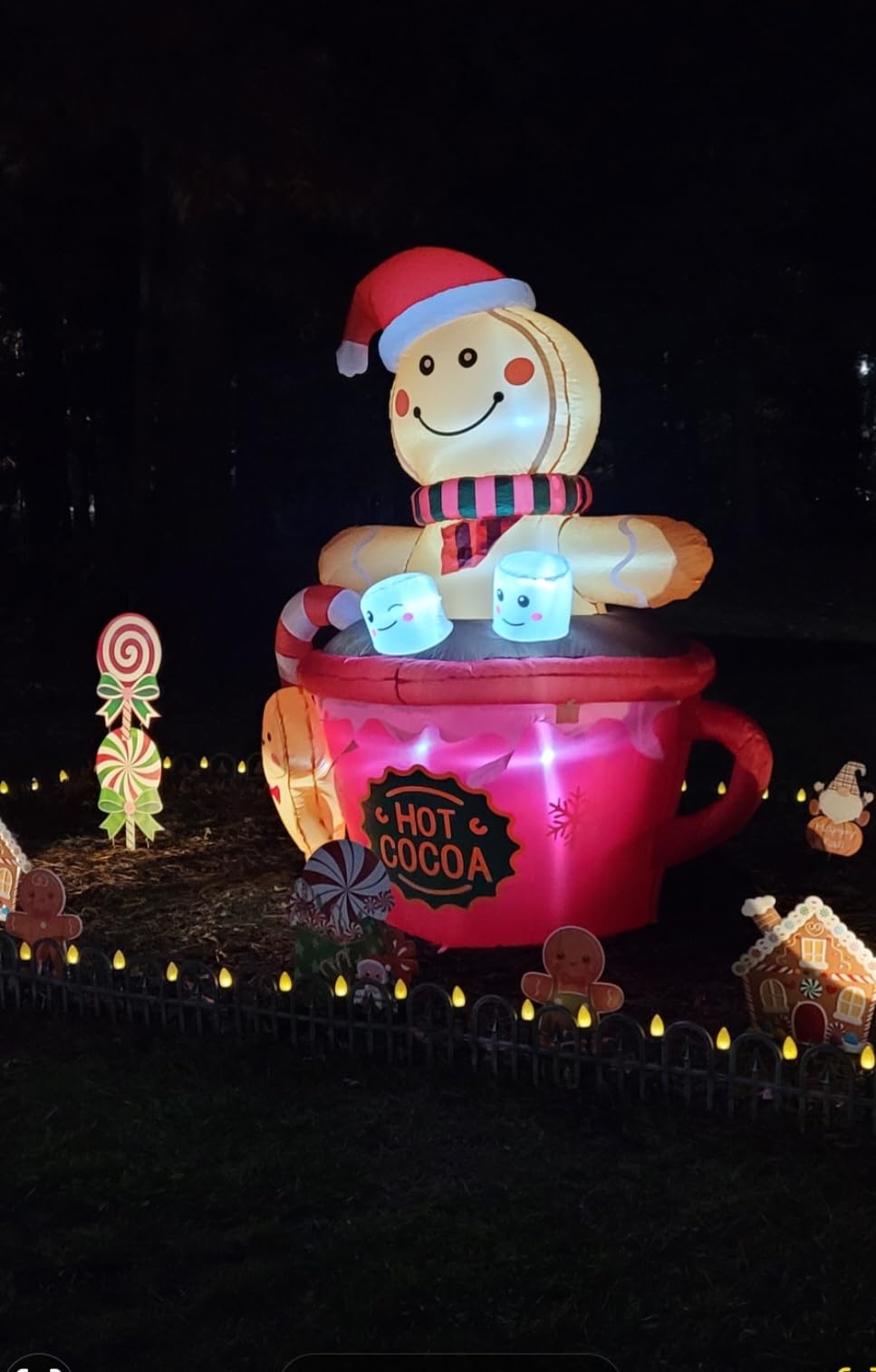 ZPISF 6 FT Christmas Inflatables Outdoor Decorations, Cute Christmas Blow Up Yard Decorations Gingerbread Man in Hot Cocoa Mug Scene for Garden Lawn Xmas Decor customer photo 1