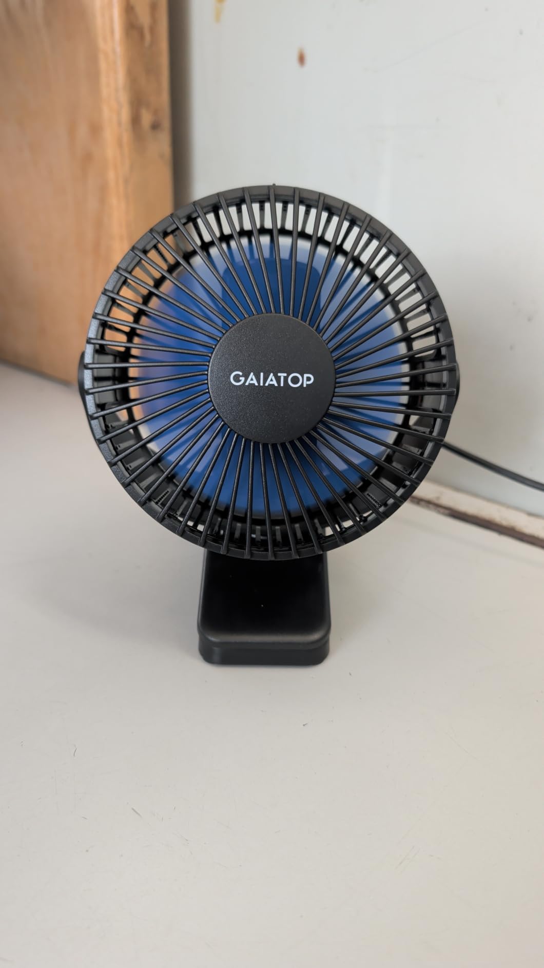 Gaiatop Portable Clip on Fan, Mini Personal Quiet Rechargeable Fan customer photo 1