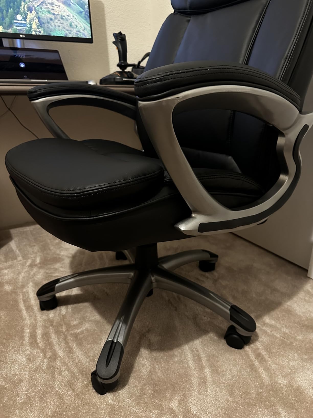 Serta Fairbanks Big & Tall Executive Office Chair, Ergonomic High-Back with Lumbar Support, Semi-Plush Seat Cushion and Body Pillows, Padded Armrests, Nylon Swivel Base, Bonded Leather, Cognac Brown customer photo 1