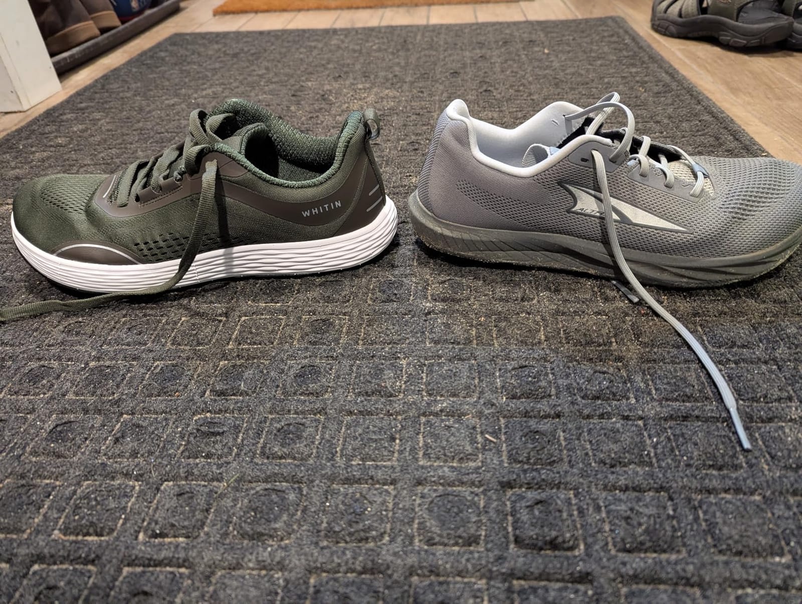 WHITIN Men's Wide Toe Box Zero Drop Road Running Shoes S81 customer photo 1