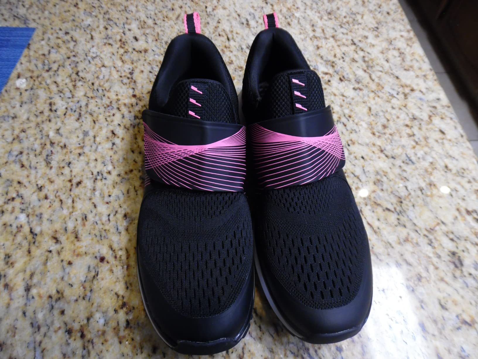 Women's Indoor and Outdoor Cycling Shoes - Comfortable and Breathable - Compatible With SPD Cleats customer photo 1