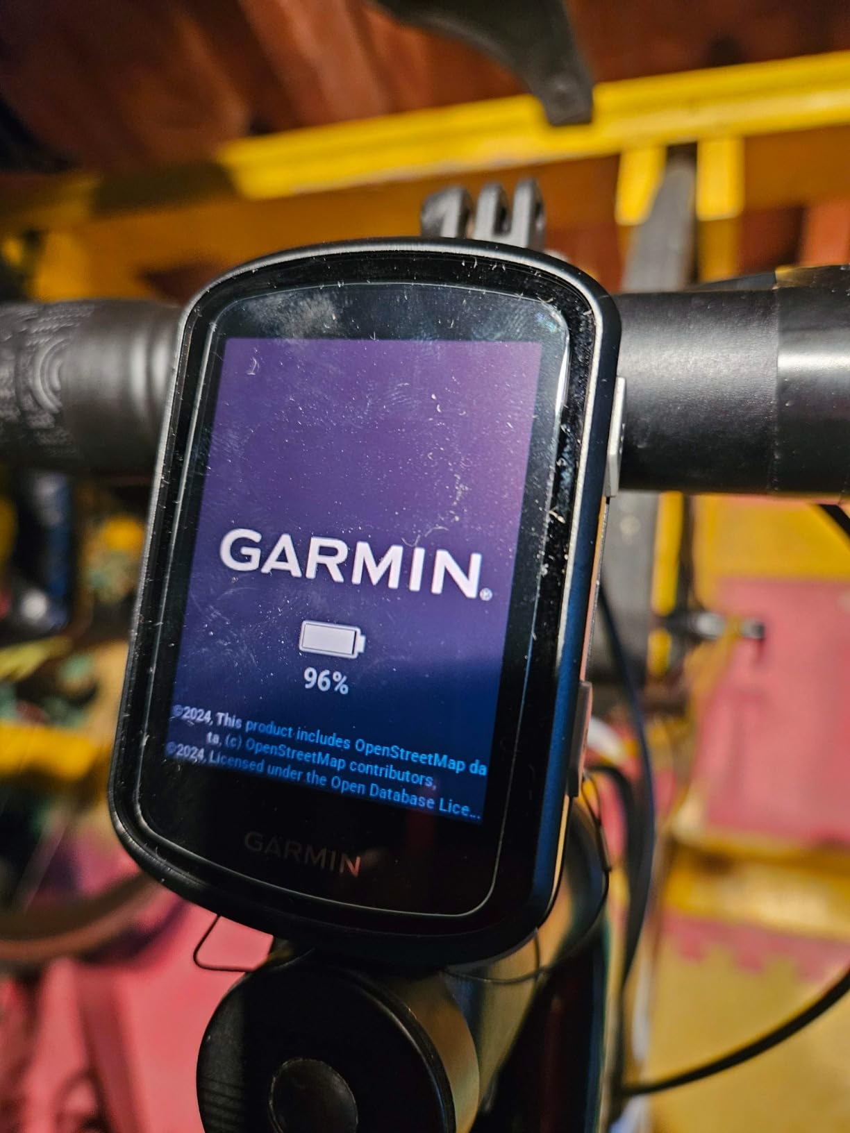 Garmin Edge 540, Compact GPS Cycling Computer | Button Controls, Targeted Adaptive Coaching, Advanced Navigation, Up to 26 hours customer photo 1