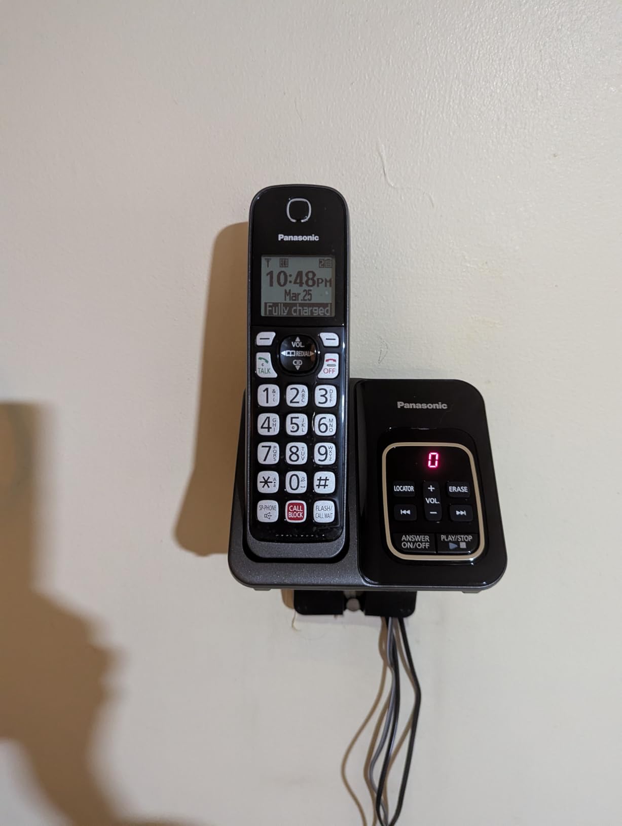 Panasonic Cordless Phone with Answering Machine, Link2Cell Bluetooth Home Phones, Voice Assistant and Advanced Call Blocking, Expandable System with 3 Handsets - KX-TGD863W (White) customer photo 2