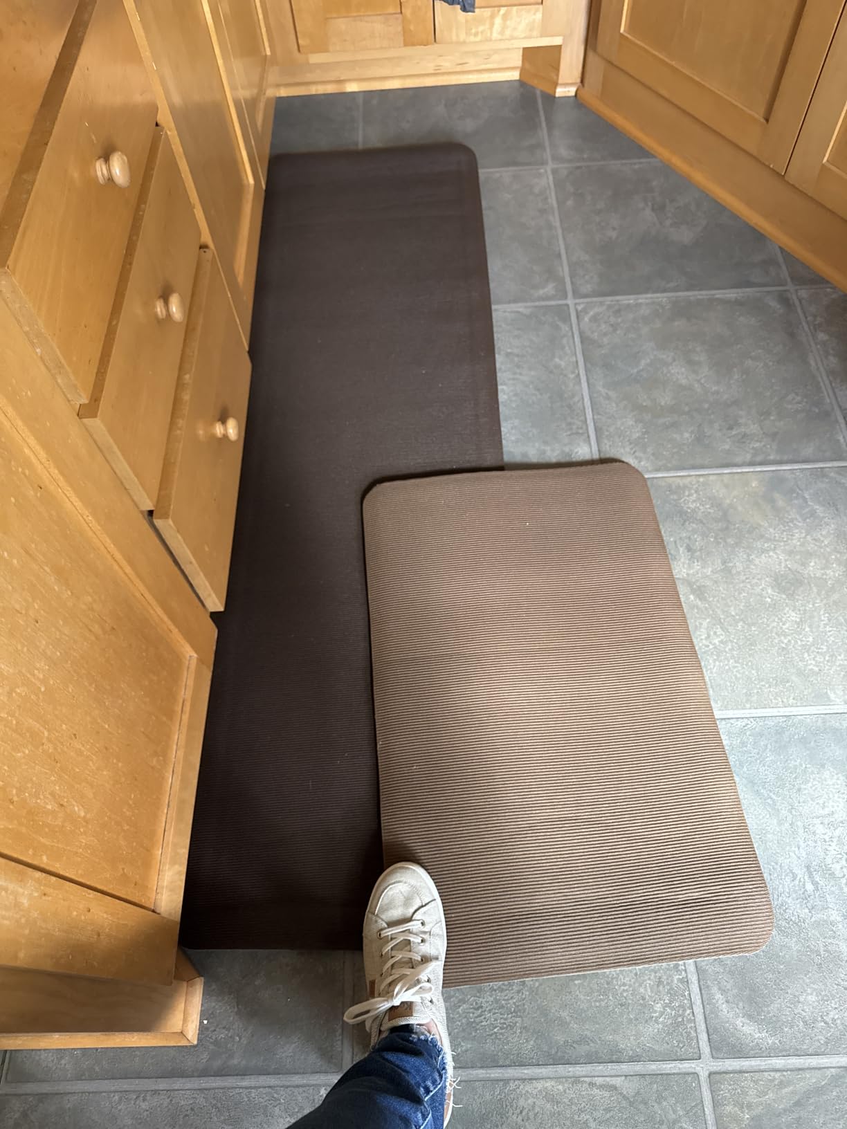 4/5 Inch Thick Kitchen Mat - Cushioned Anti Fatigue Mat for Kitchen Floor | Easy to Clean, Water Resistant, Non-Slip Thicker Rug, Standing Desk Mat for Sink, Office, Kitchen (17''x24'', Black) customer photo 1