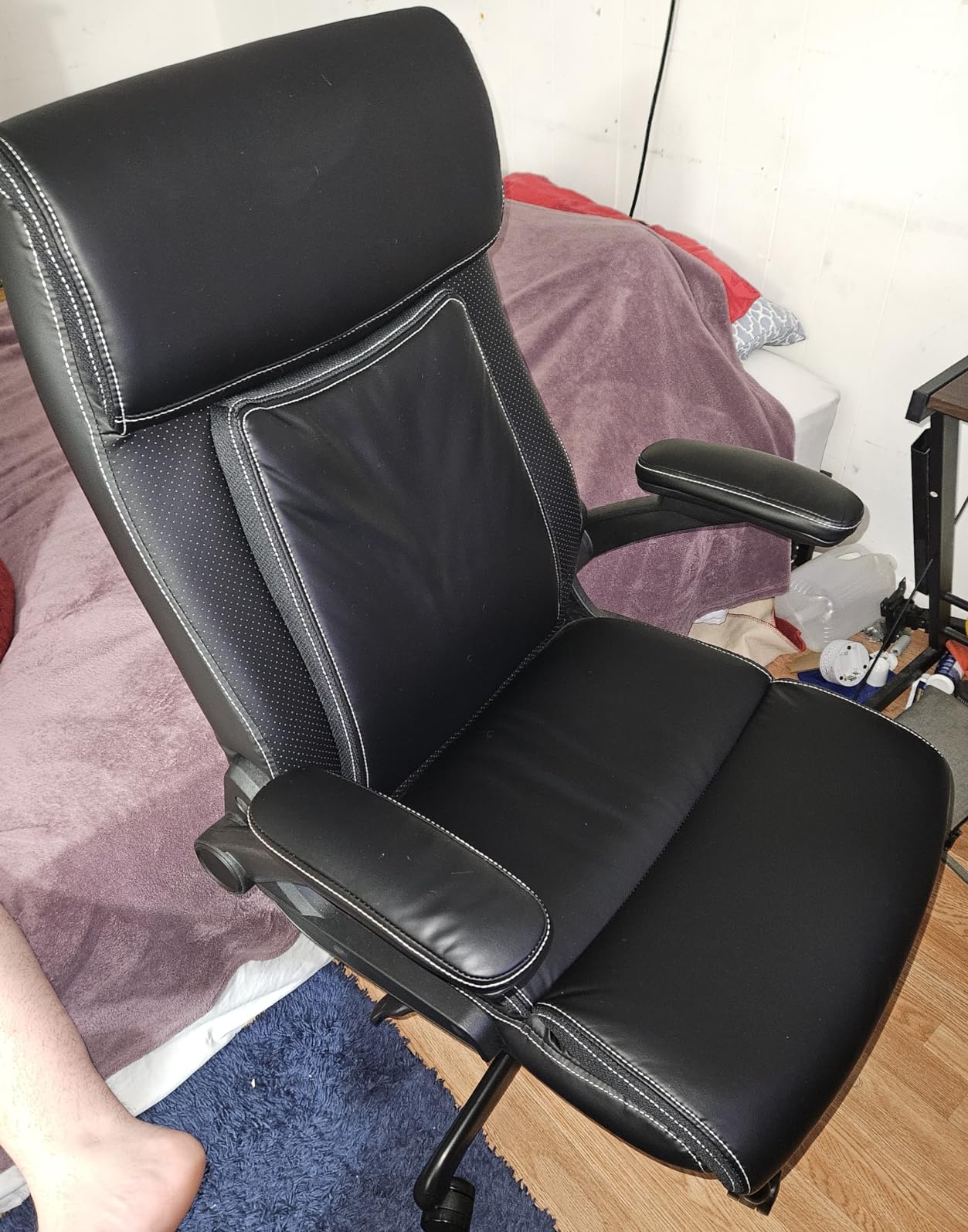ralex-chair Big and Tall Leather Office Chair, 500lbs for Heavy People | High Back Computer Desk Chair with Flip-up Armrests, Swivel Chair with Adjustable Height (Black) customer photo 1