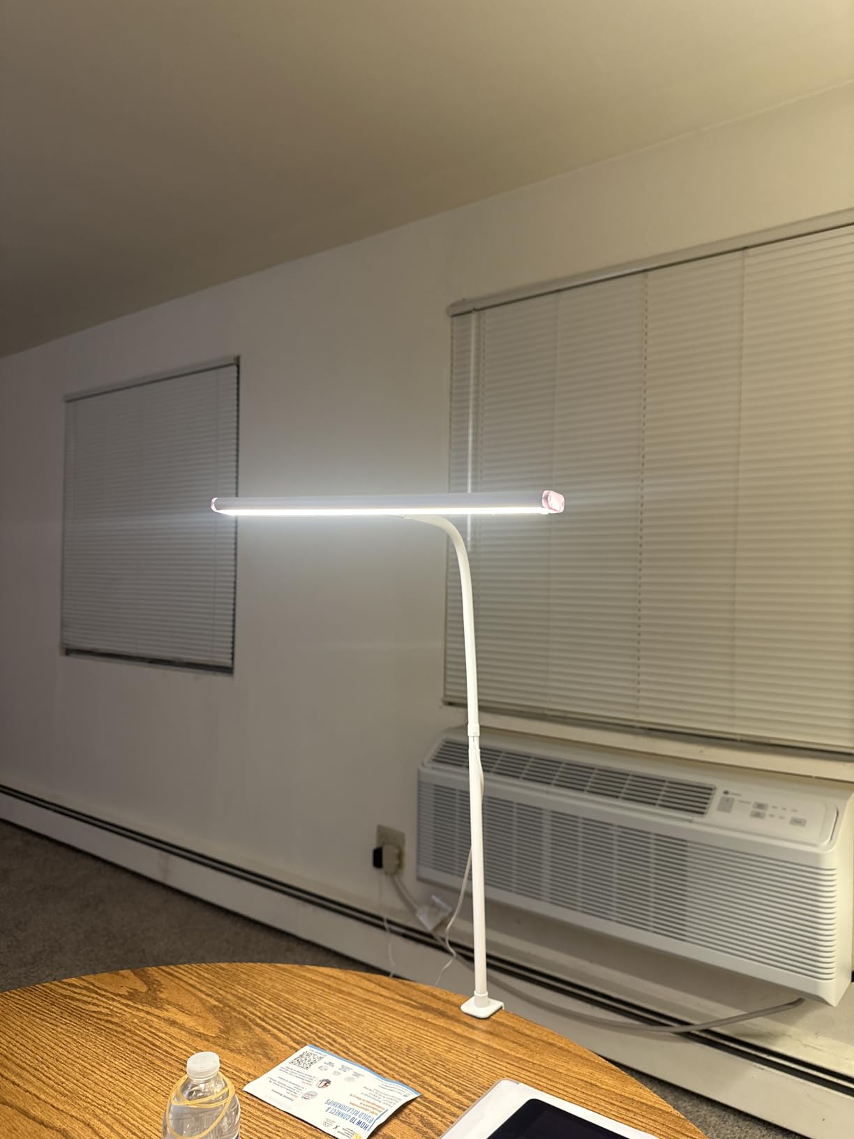 Airlonv LED Desk Lamp with Clamp, 17