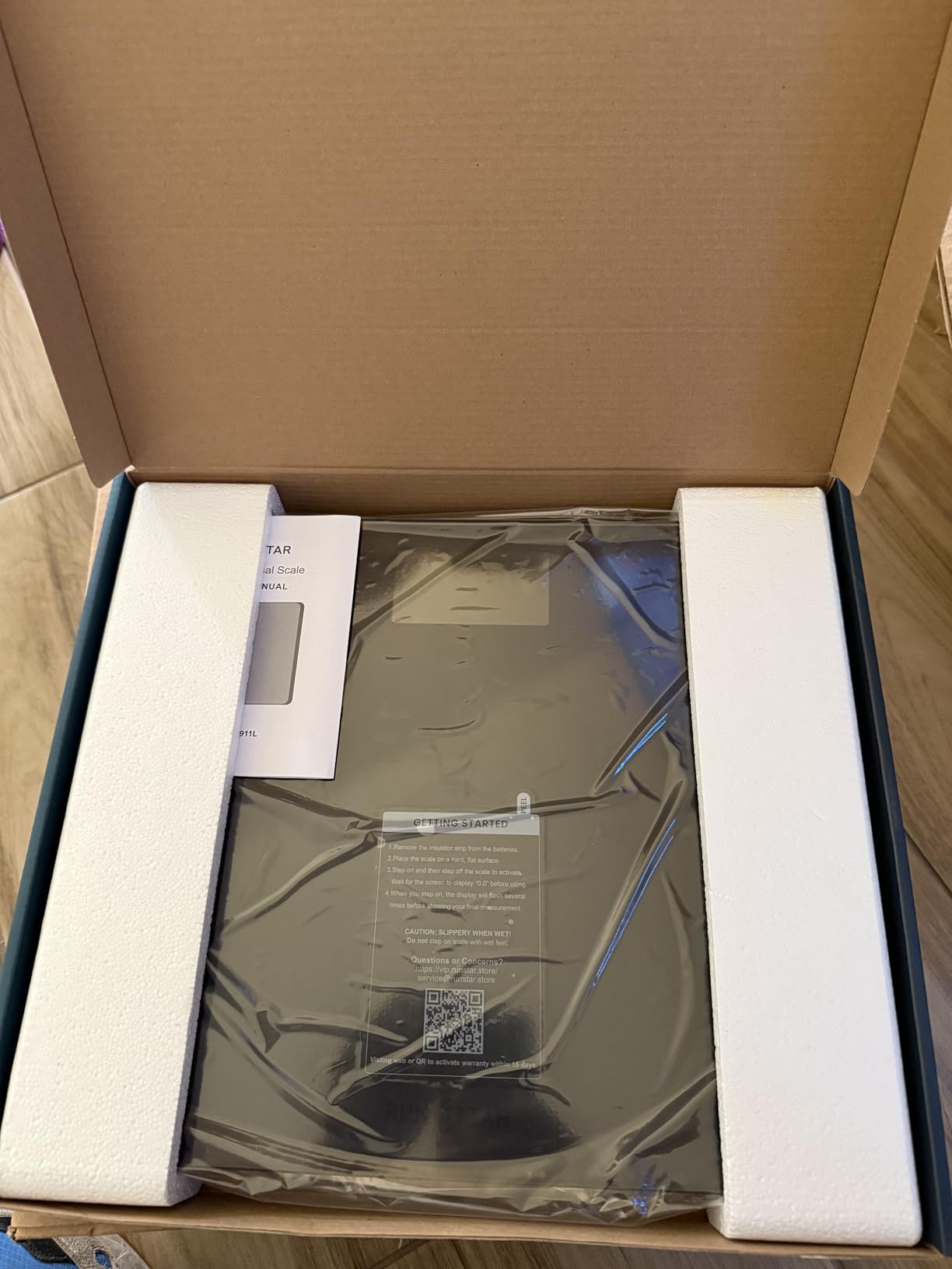 RunStar 550lb Bathroom Digital Scale for Body Weight with Ultra-Wide Platform and Large LCD Display, Accurate High Precision Scale with Extra-High Capacity customer photo 1