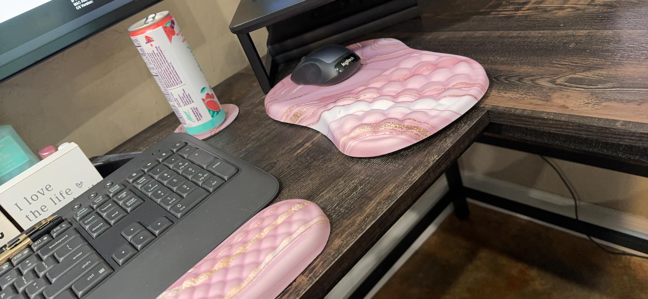 HAOCOO 4-Levels Heated Mouse Pad Hand Warmer, PU Leather Big Mouse Pad for Desk, Non-Slip Base Keyboard Matt, Smart Digital Display Auto-Off Desk Pad Mat for Home & Office customer photo 2