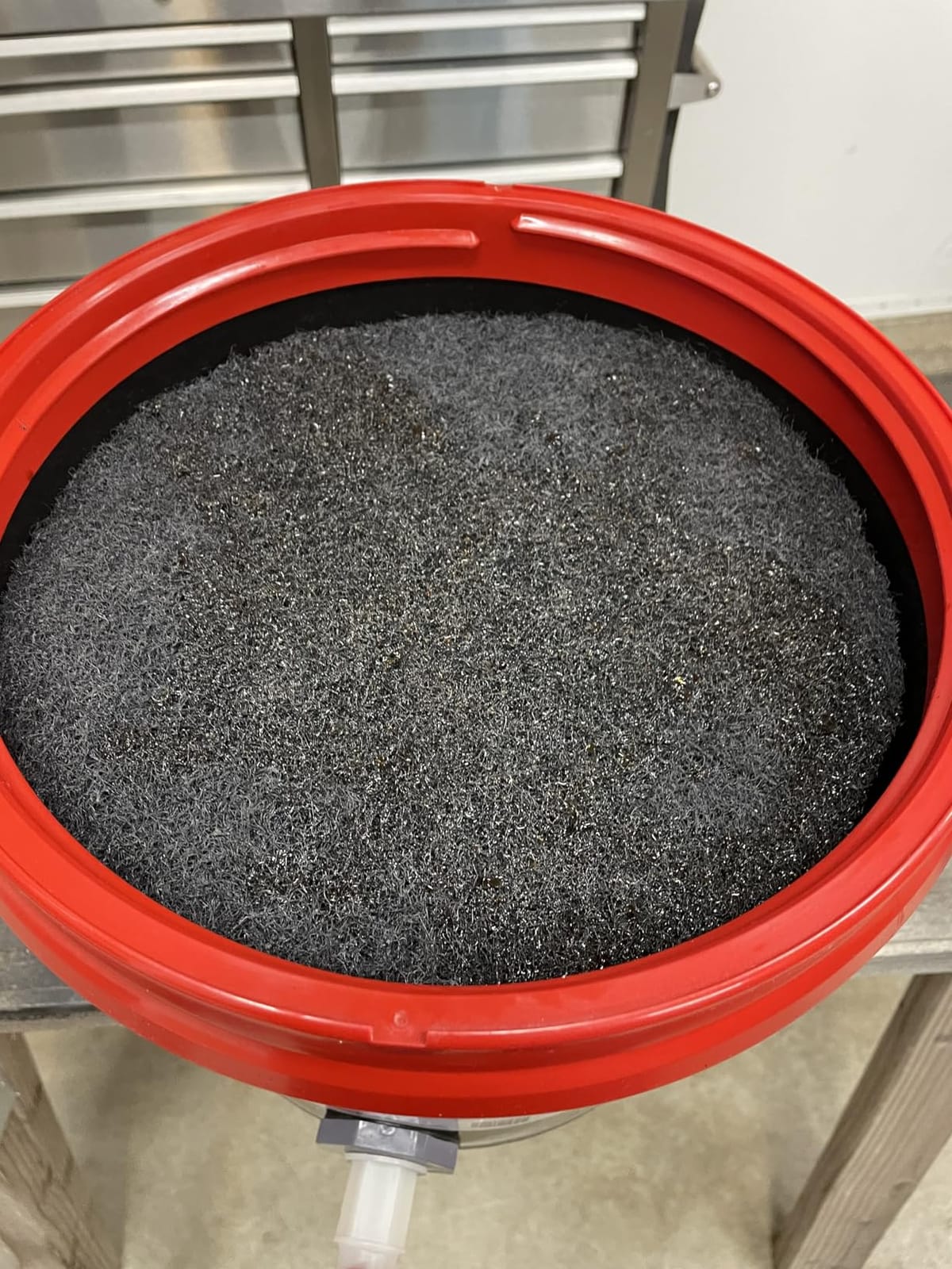 Spill-Less DrainMate™ 14 Quart Oil Drain Pan/Container - Made in USA customer photo 2