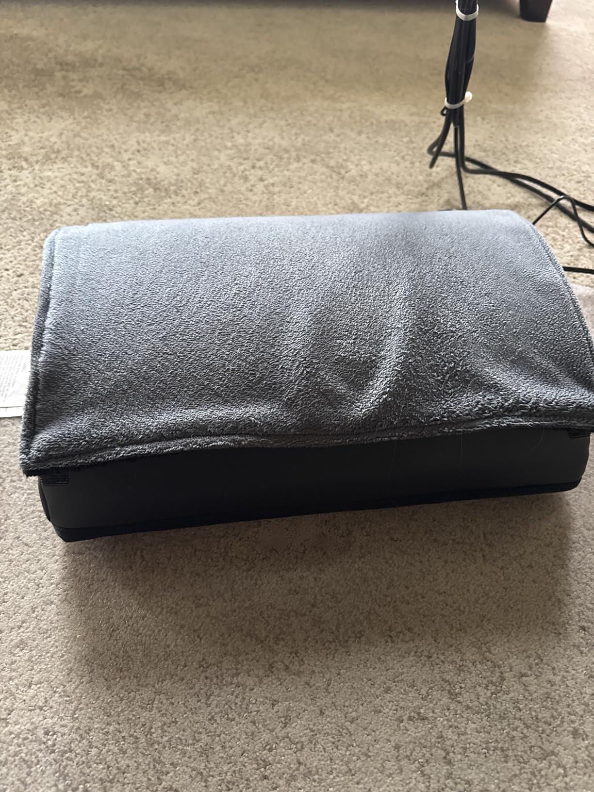 Snailax Heated Foot Rest Under Desk, Ergonomic Footrest with Vibration | Adjustable Height, 3 Vibration Modes, 2 Heat Levels, Memory Foam And A Washable Cover Deliver Personalized Comfort customer photo 2